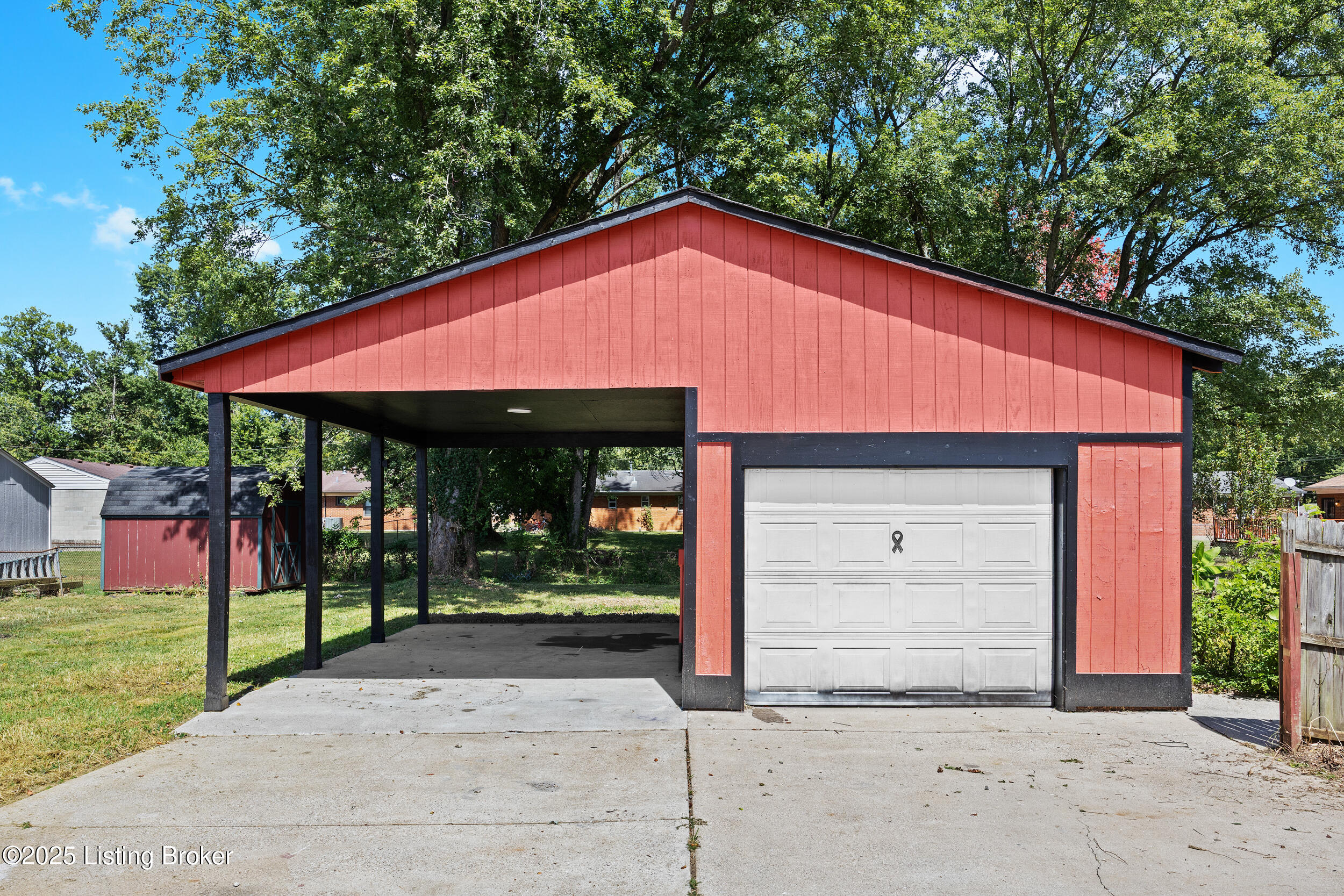 5405 Fruitwood Dr