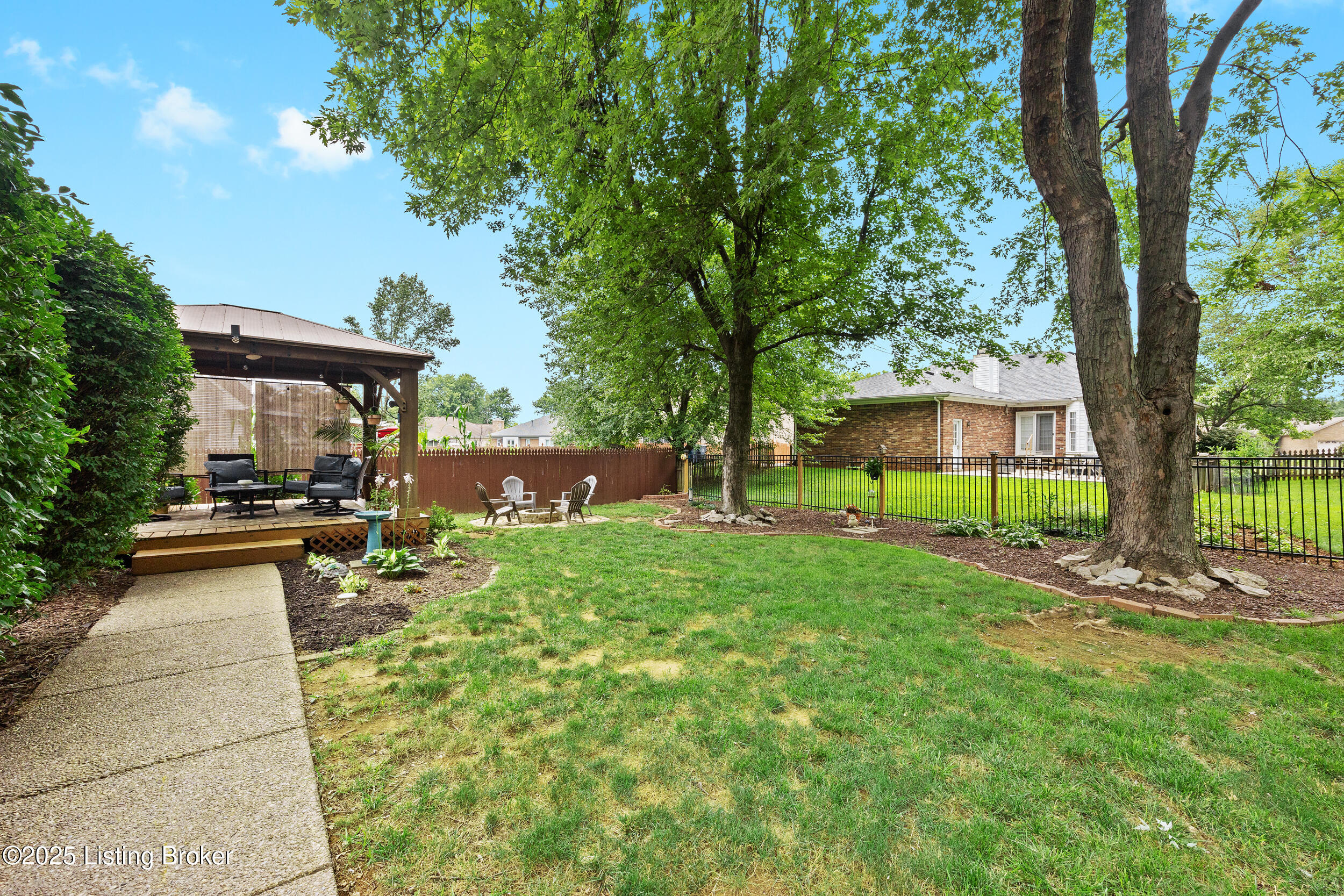 7603 Garden View Ct