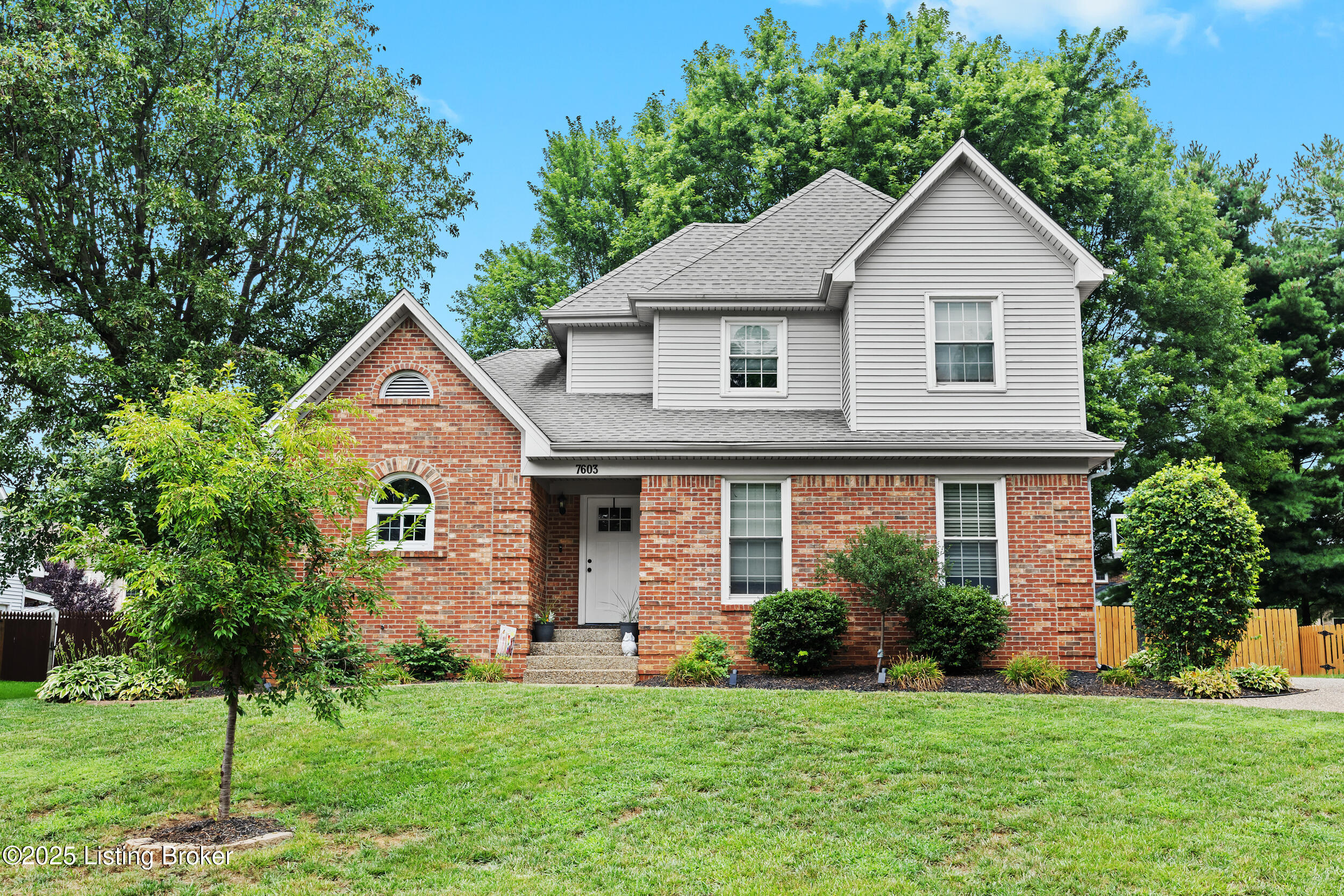 7603 Garden View Ct