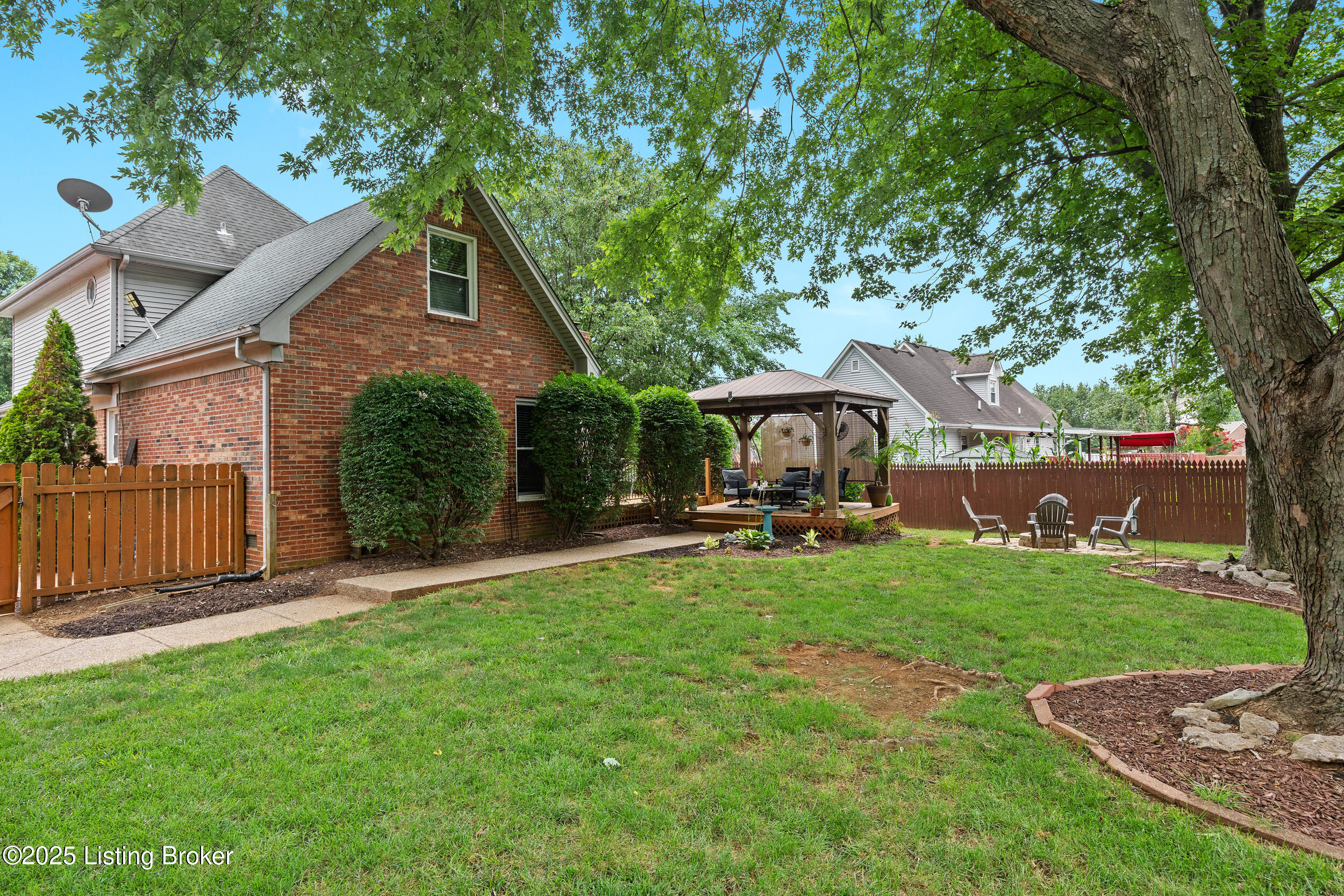 7603 Garden View Ct