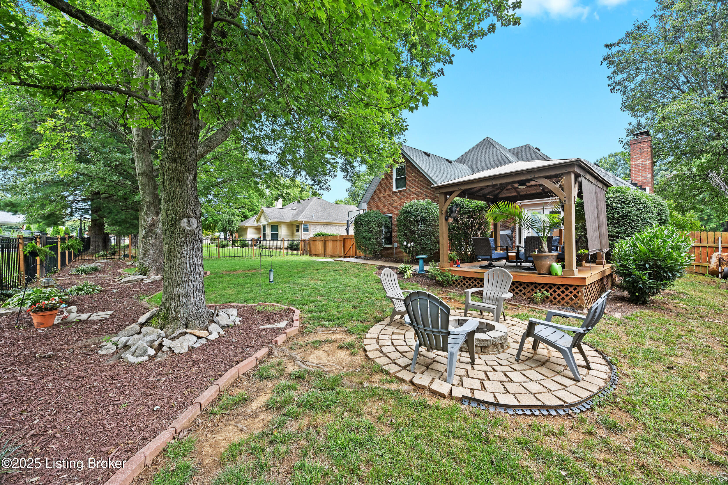 7603 Garden View Ct