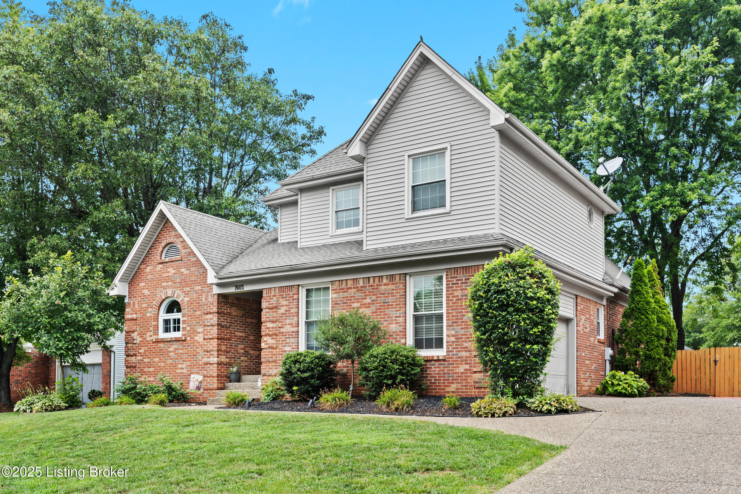 7603 Garden View Ct
