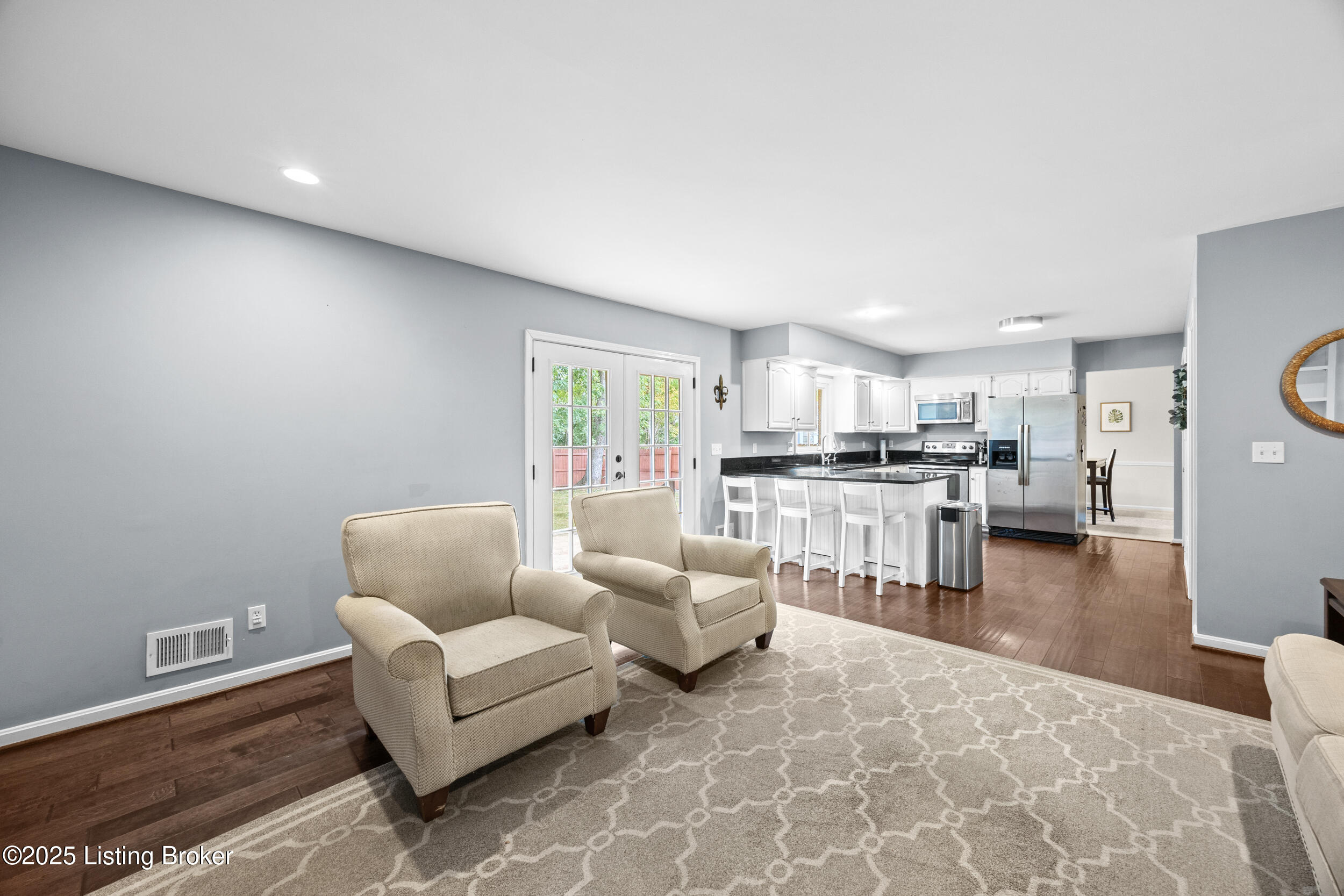 6811 Eastgate Ct