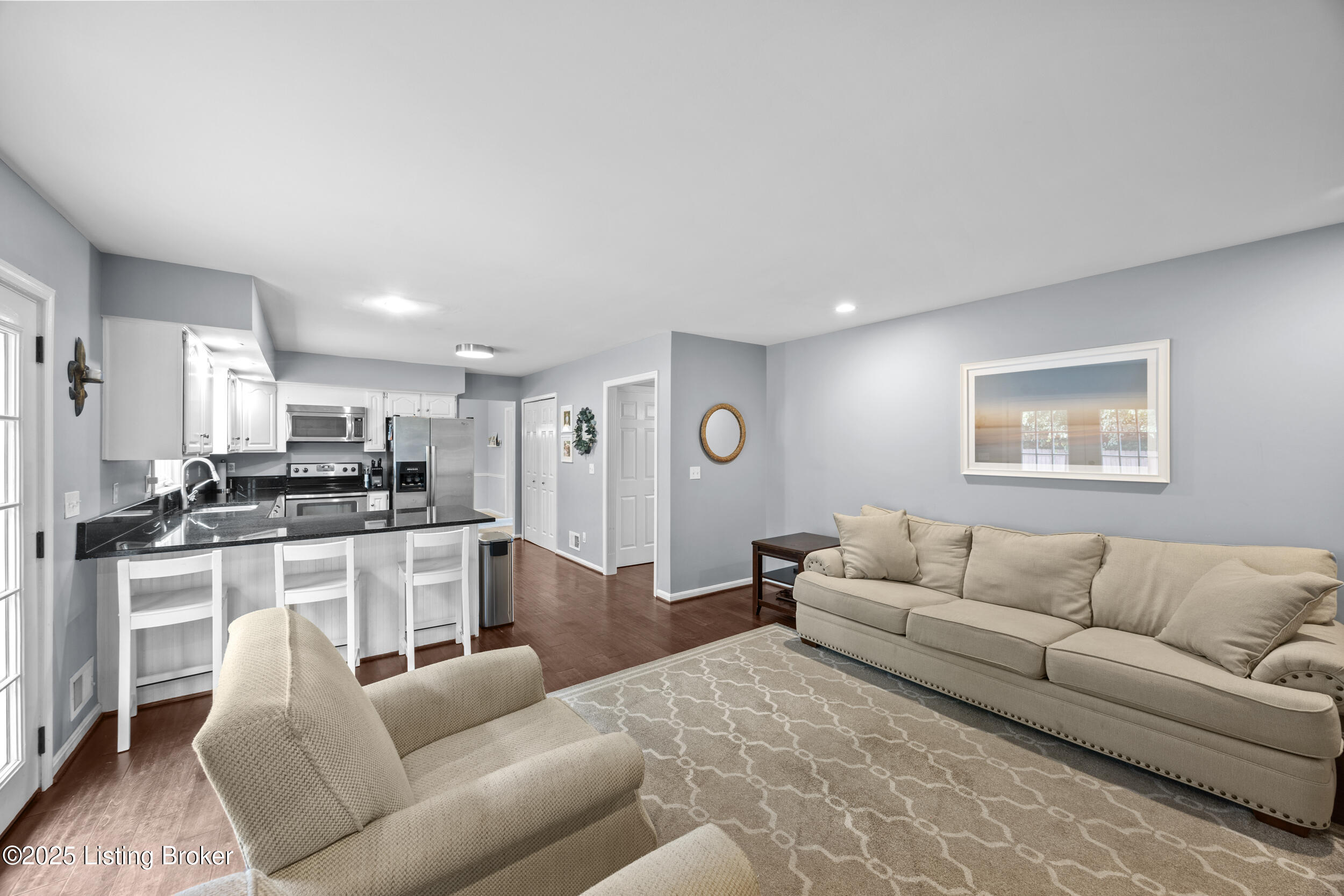 6811 Eastgate Ct