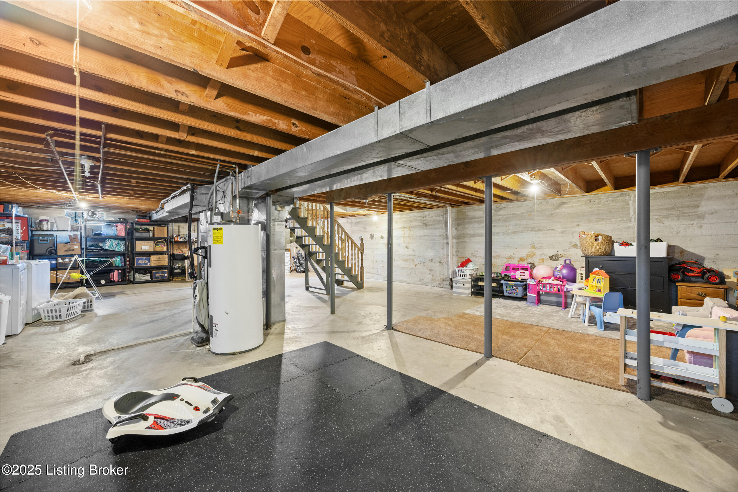 6811 Eastgate Ct