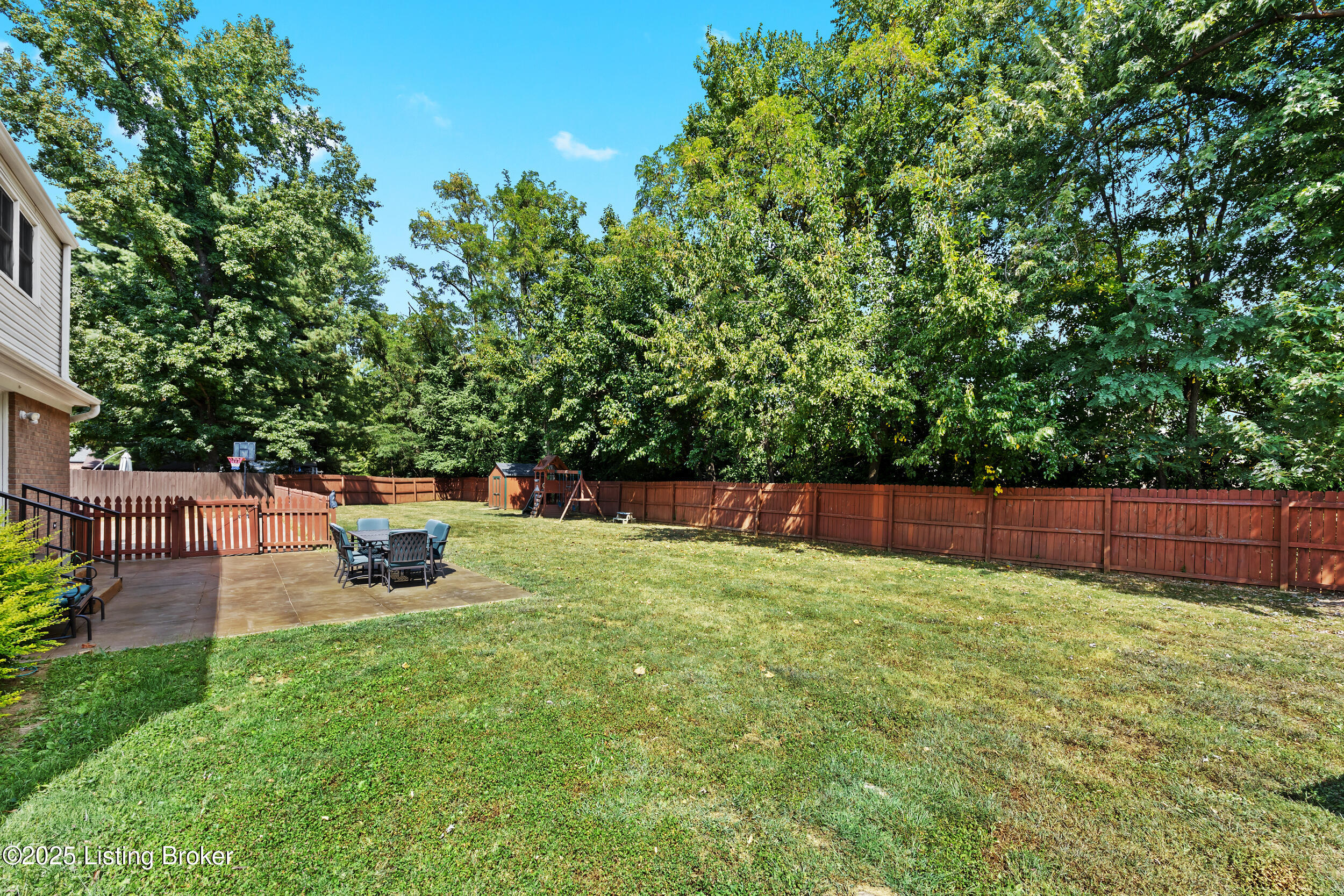 6811 Eastgate Ct