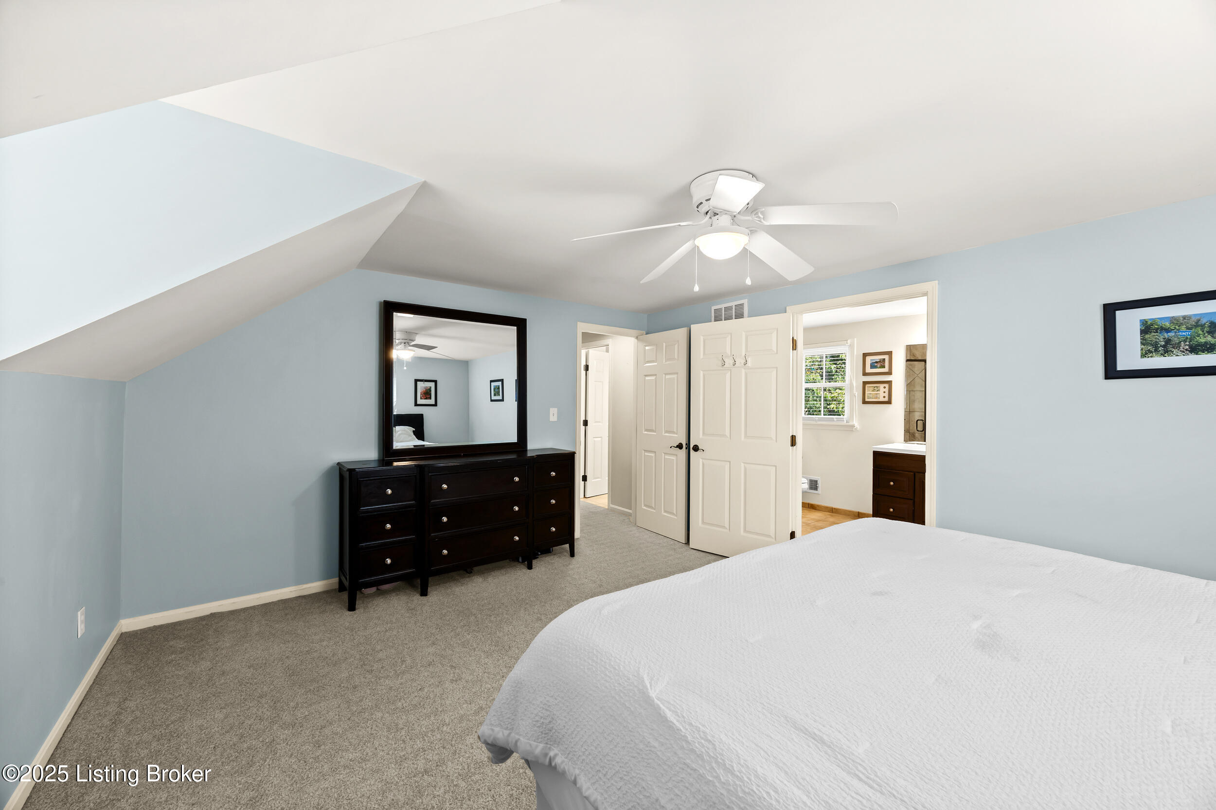 6811 Eastgate Ct