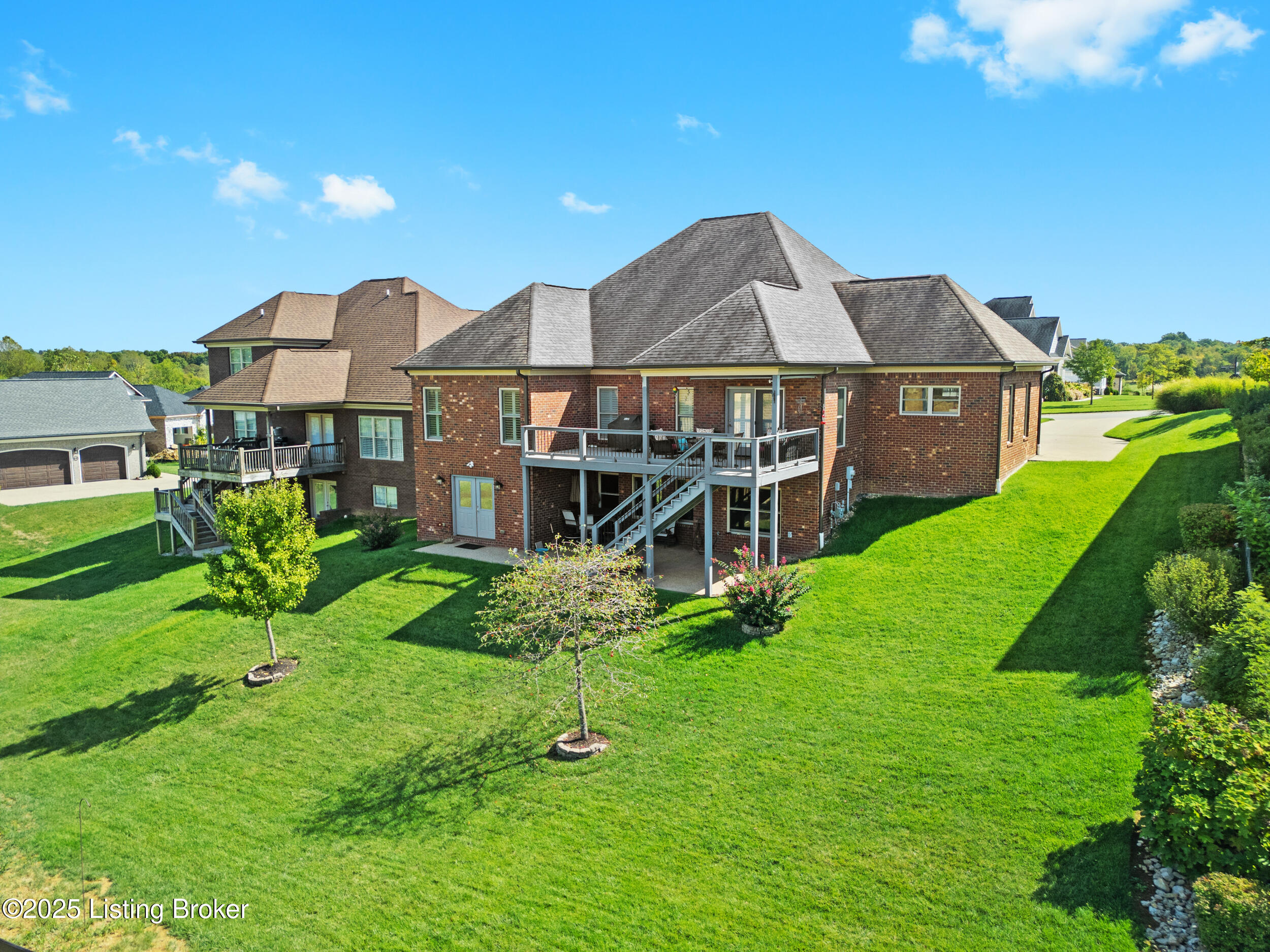 1801 Meremont Ridge Rd
