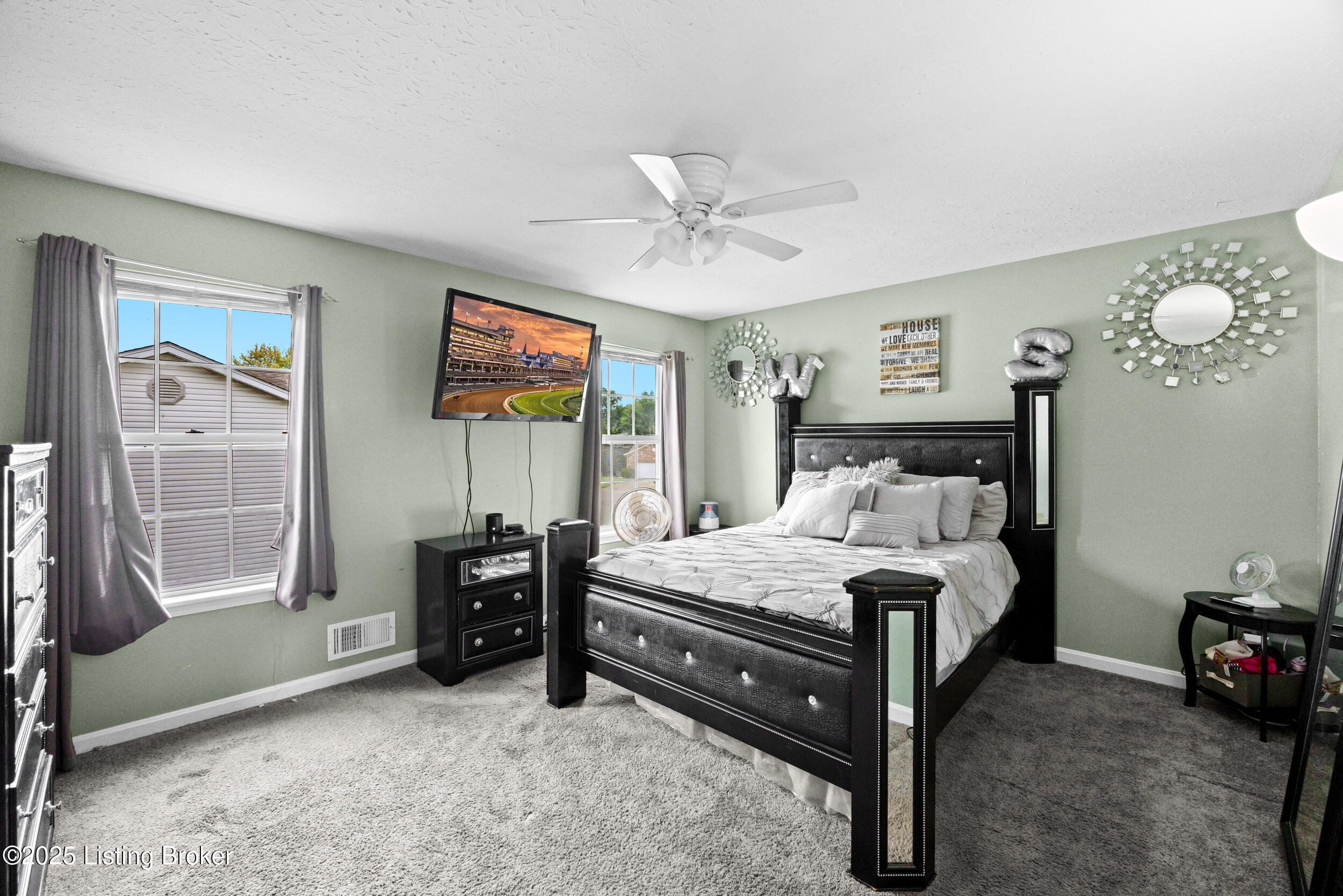 8523 Gregory Way