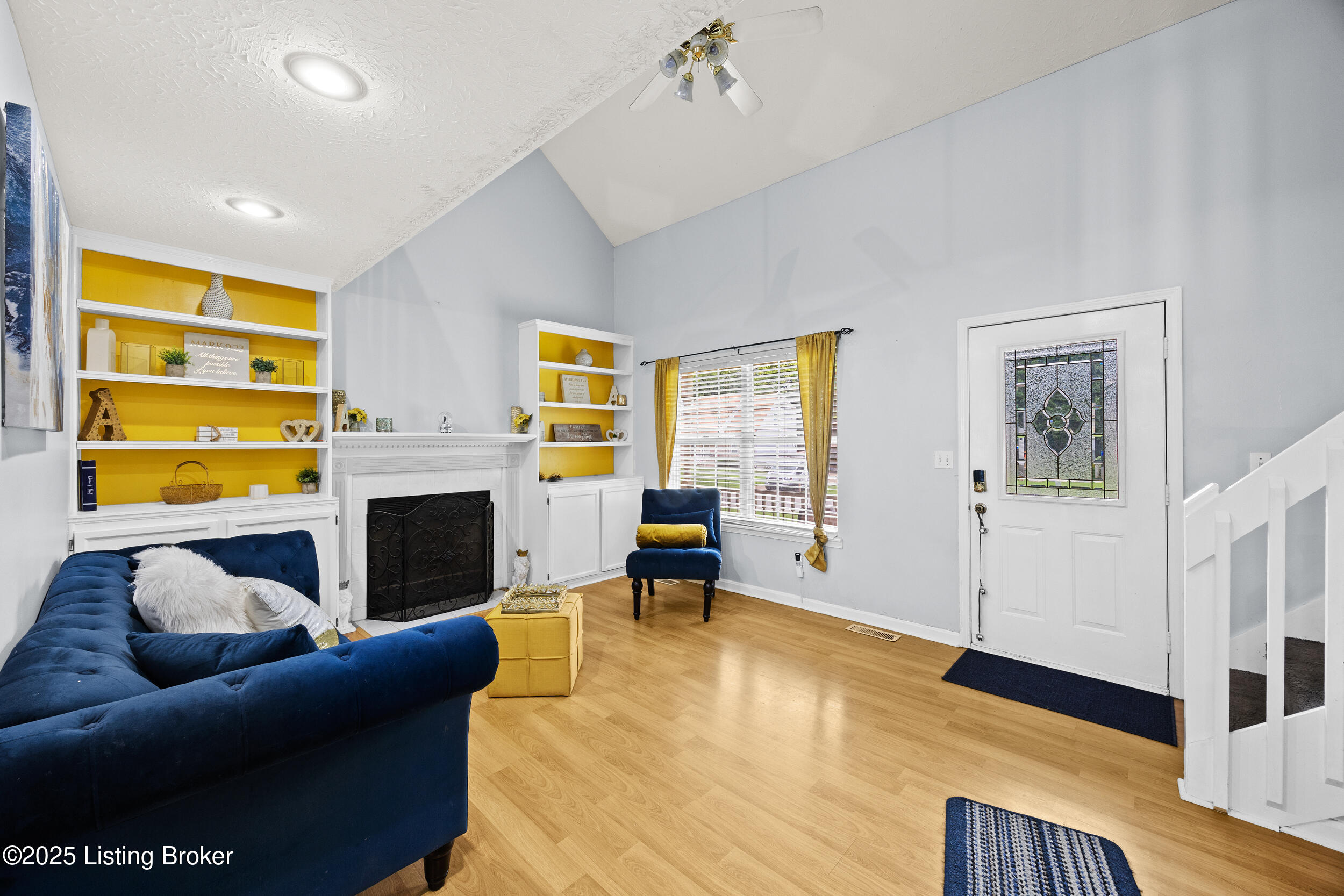 8523 Gregory Way