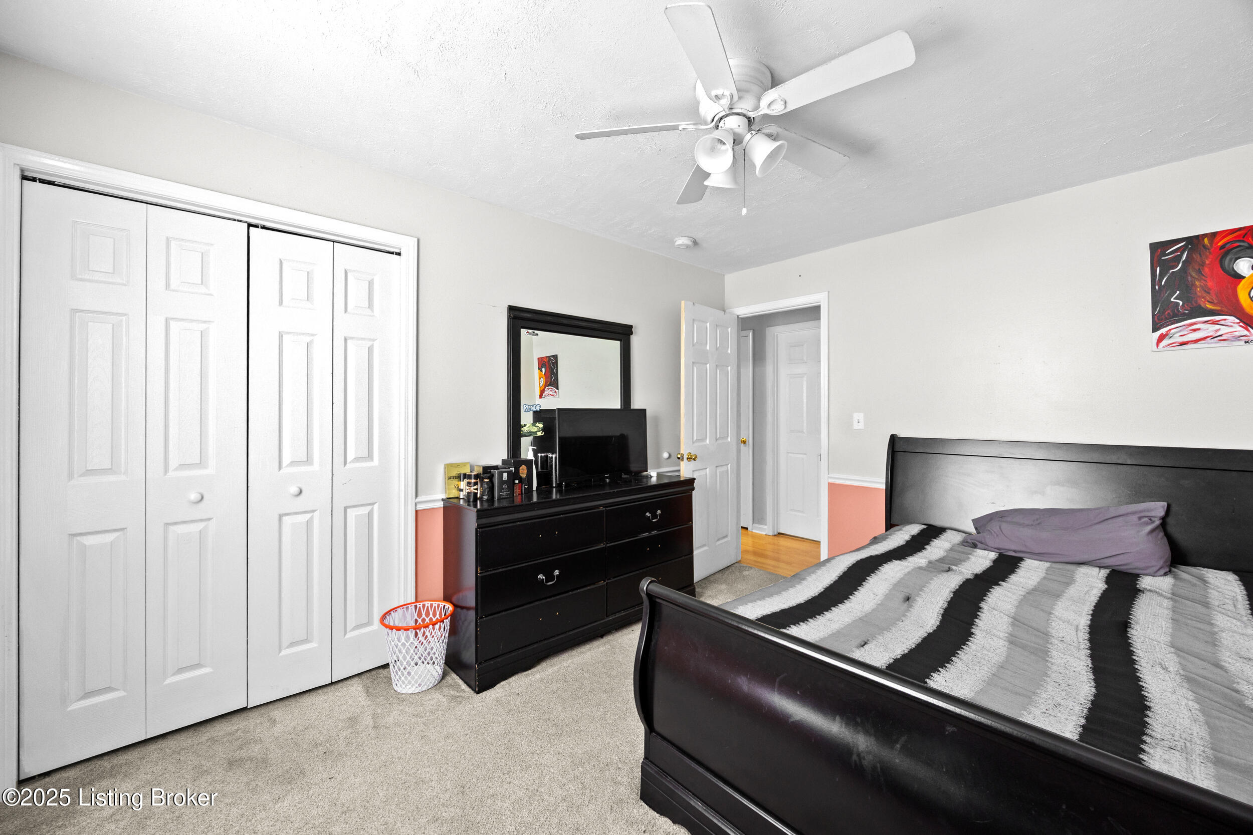 8523 Gregory Way