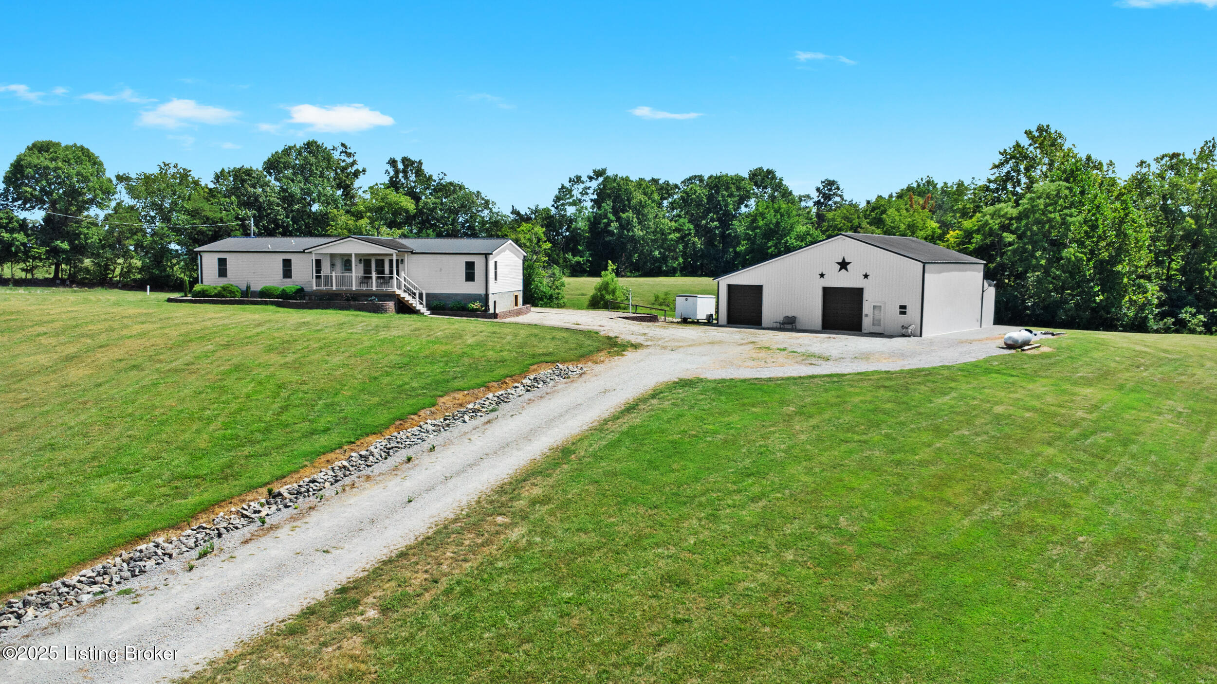365 Ridgecrest Dr