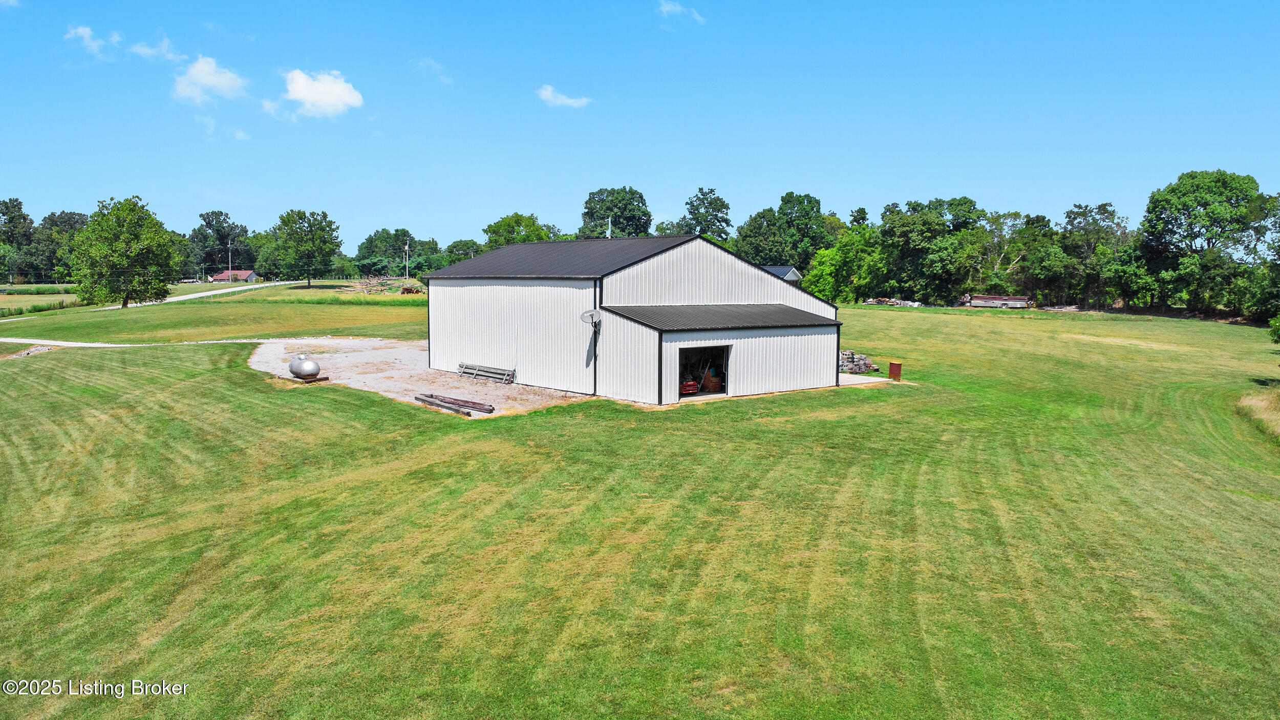 365 Ridgecrest Dr