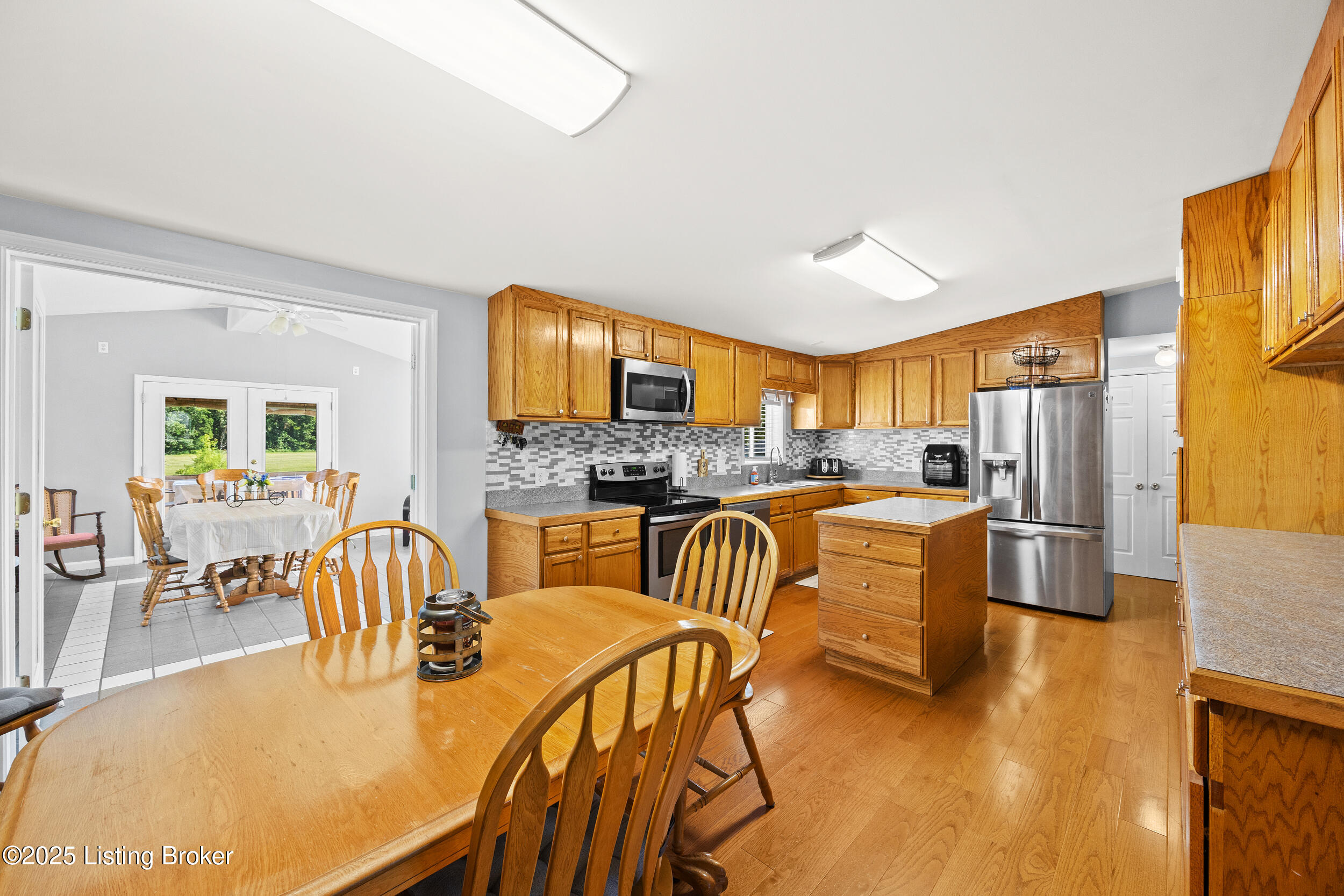 365 Ridgecrest Dr