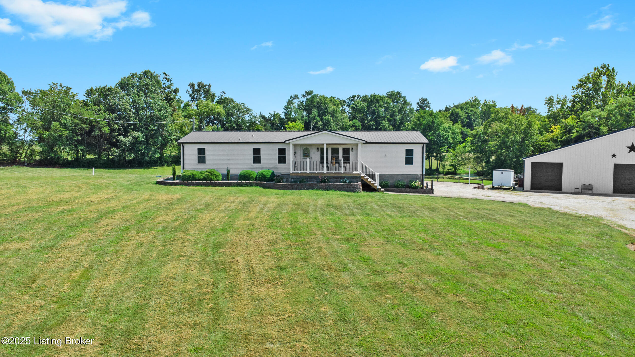 365 Ridgecrest Dr