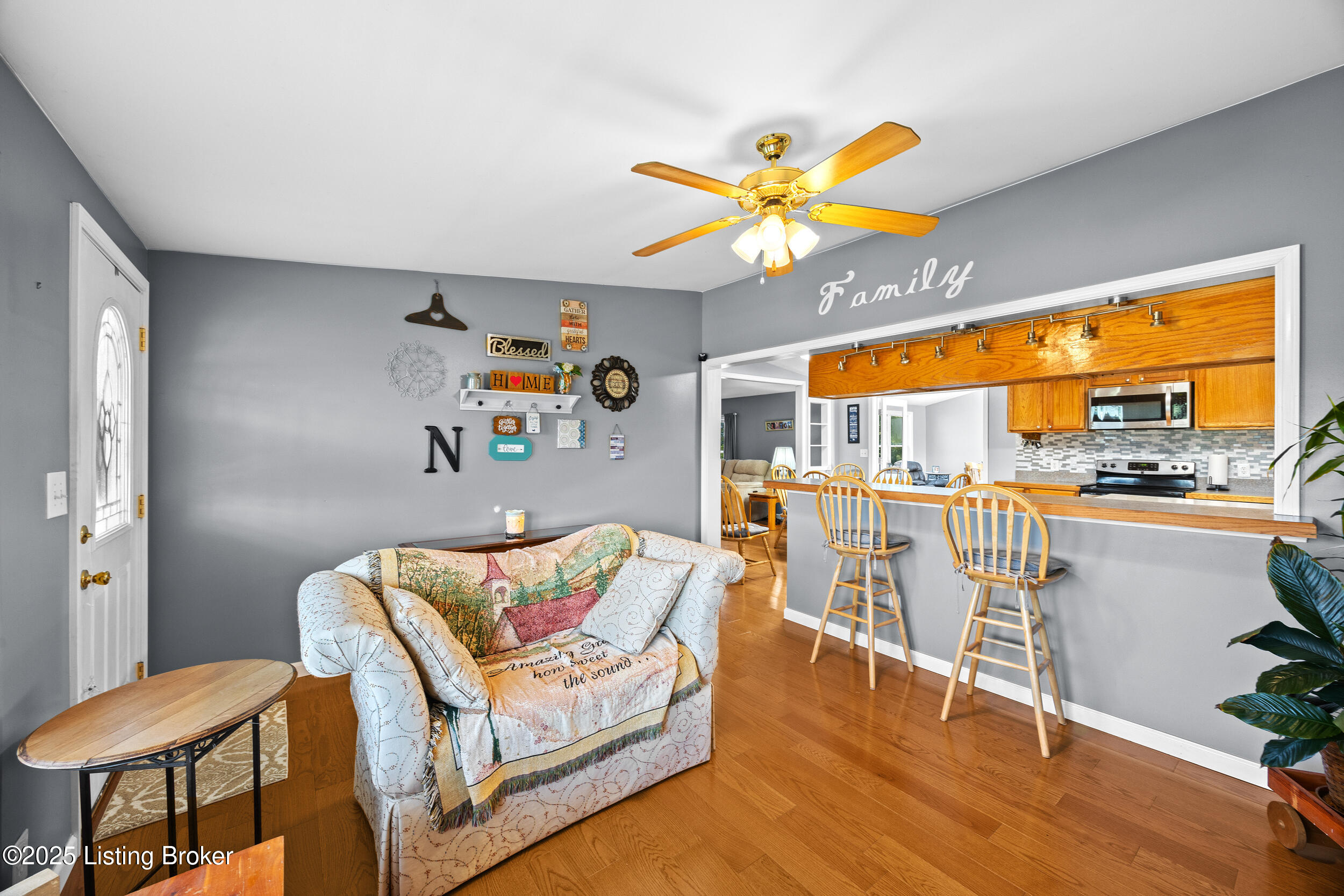 365 Ridgecrest Dr