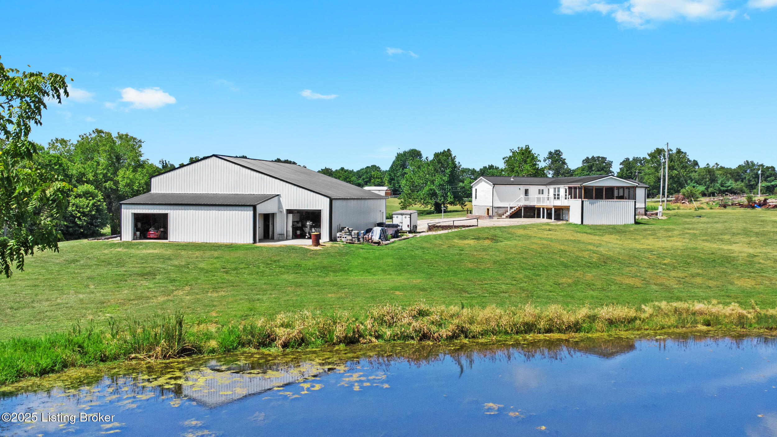 365 Ridgecrest Dr