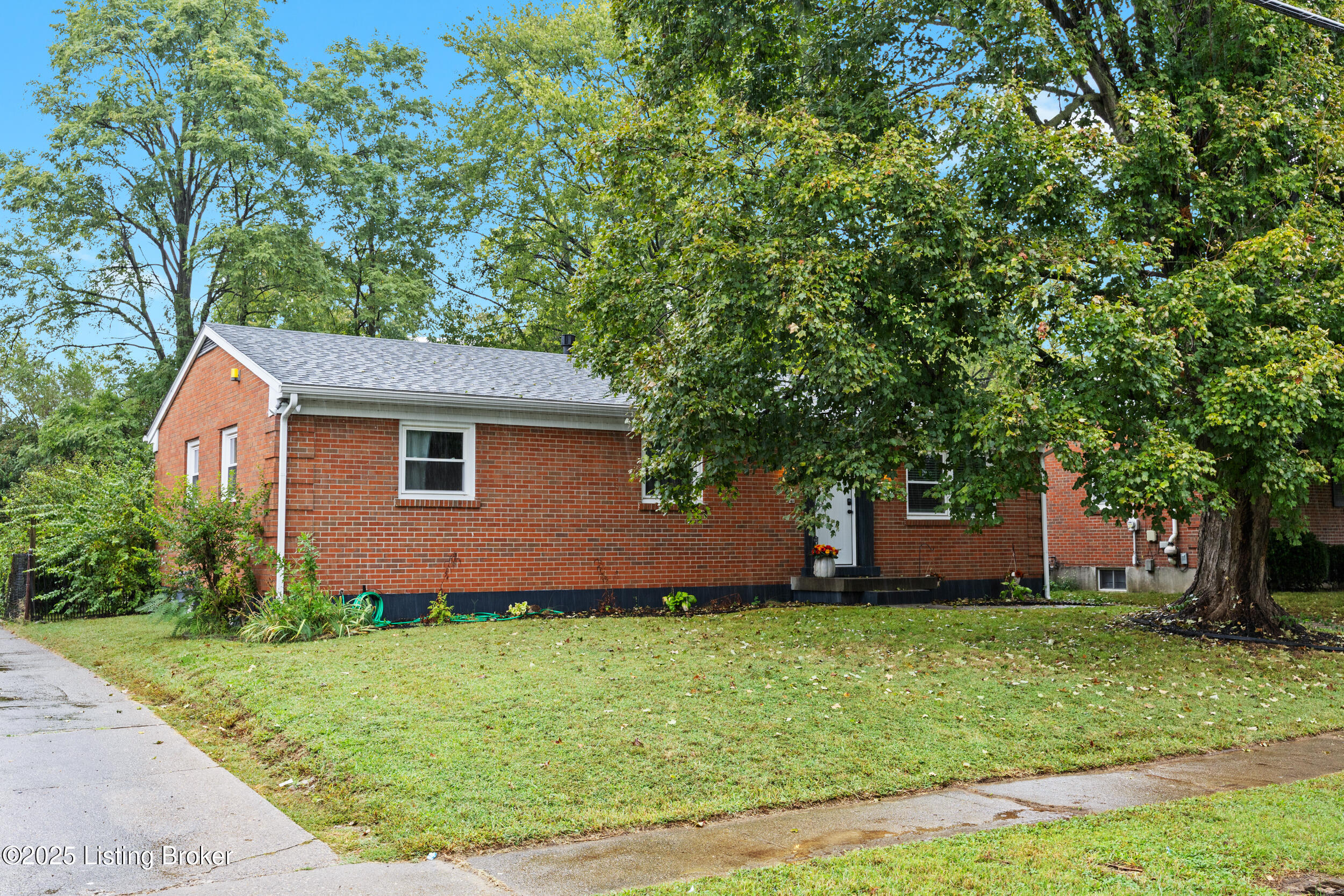 3021 Mid Dale Ln