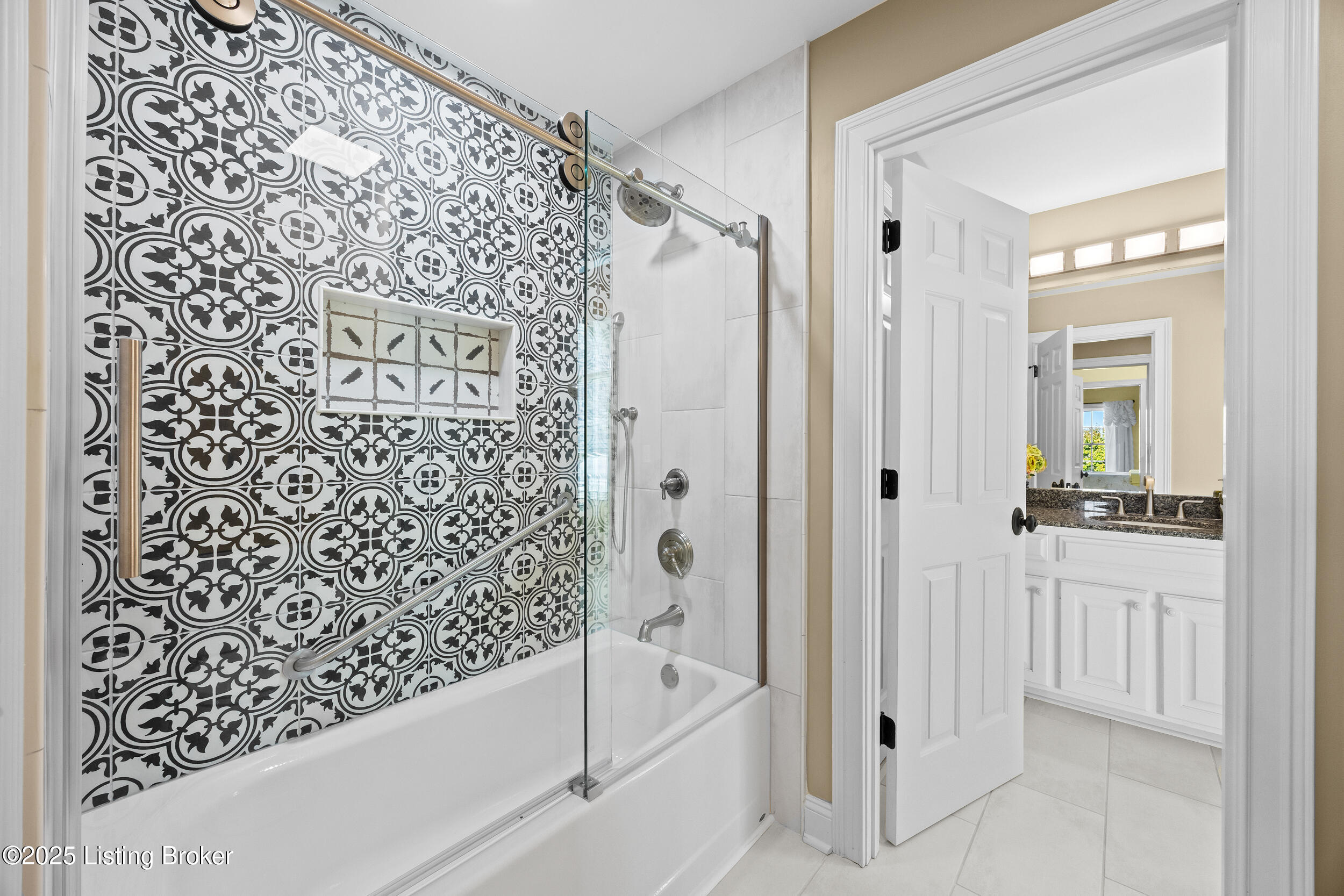 1211 Forest Trail Pl