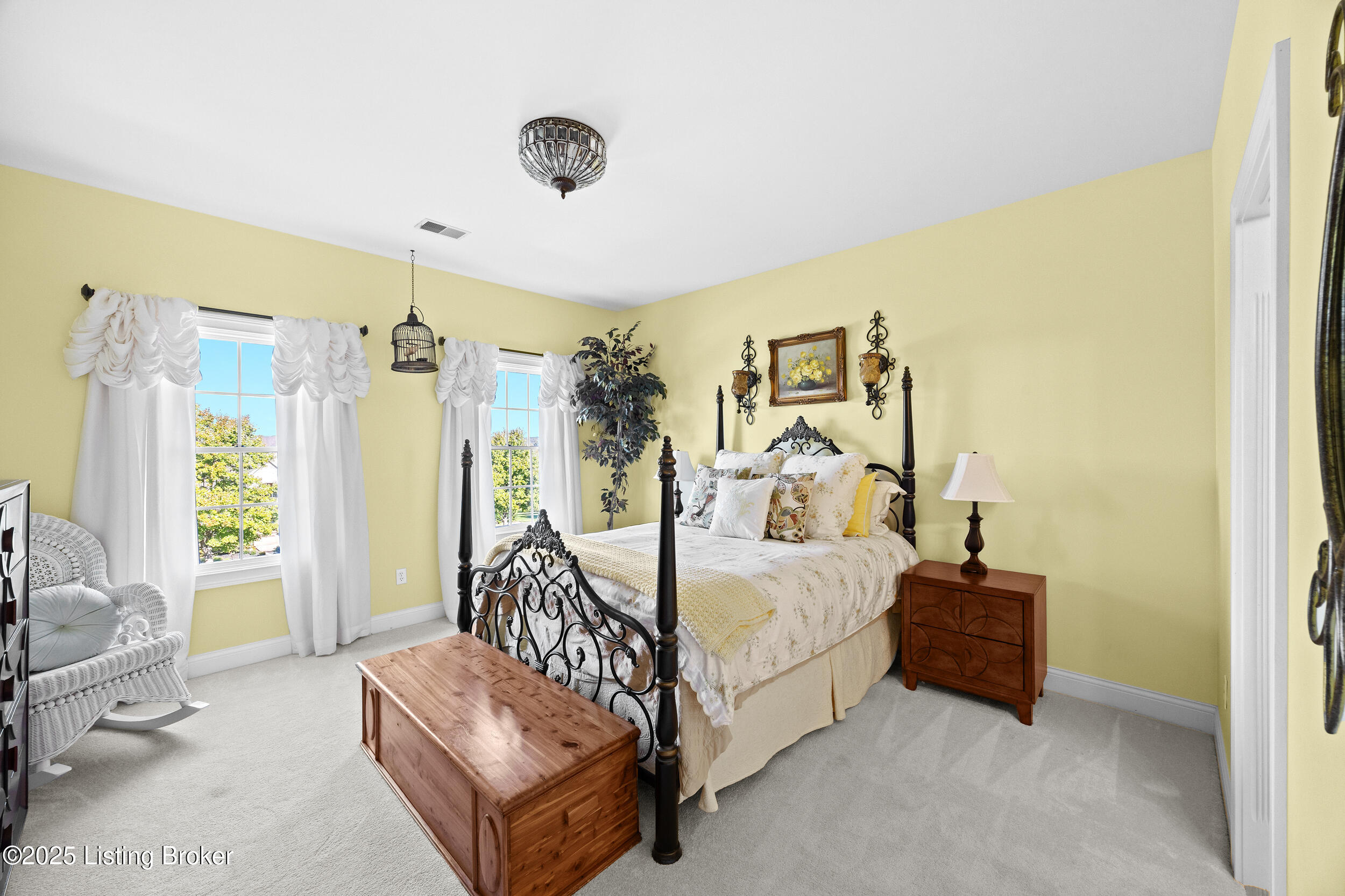 1211 Forest Trail Pl