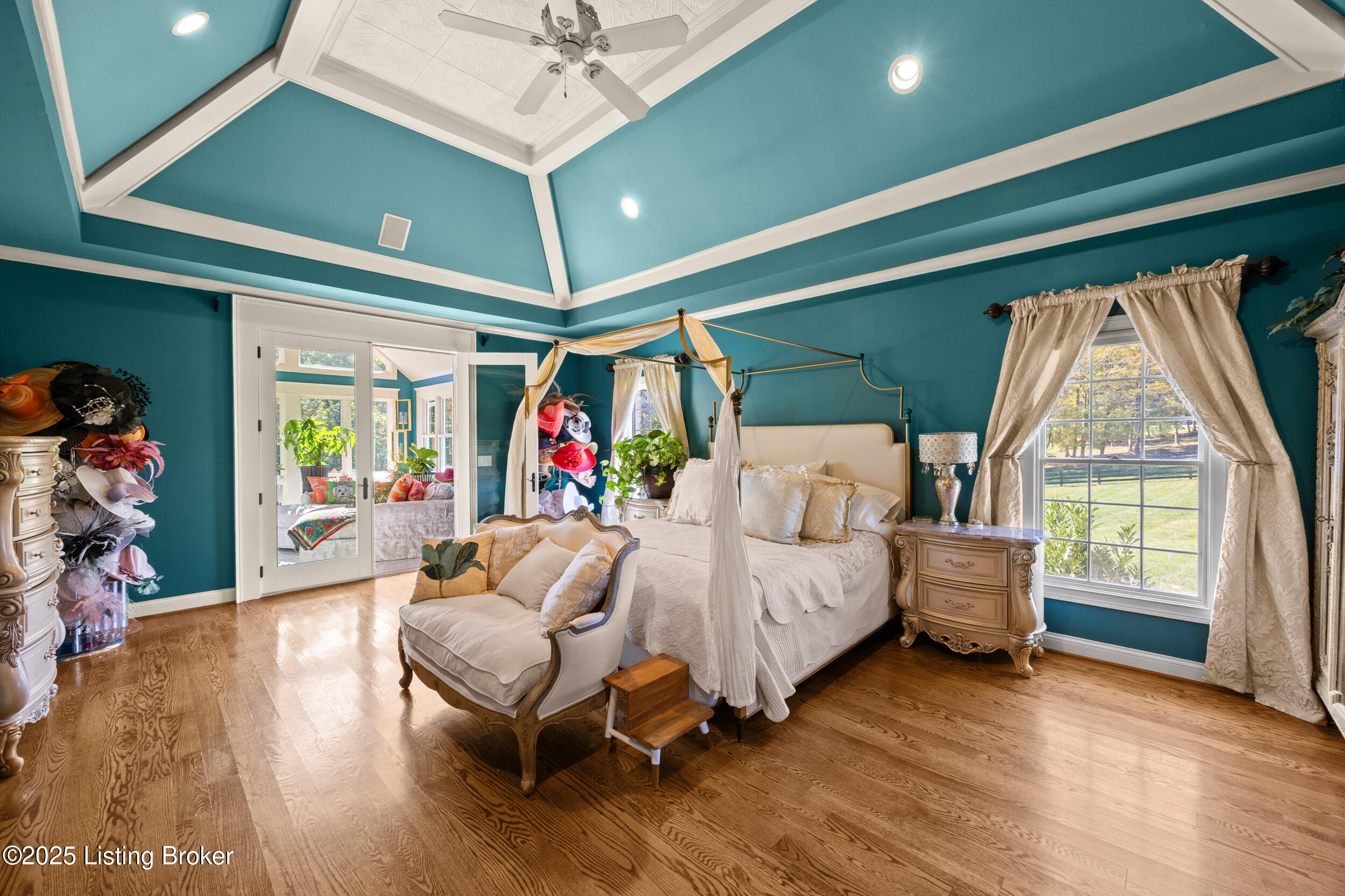 1211 Forest Trail Pl