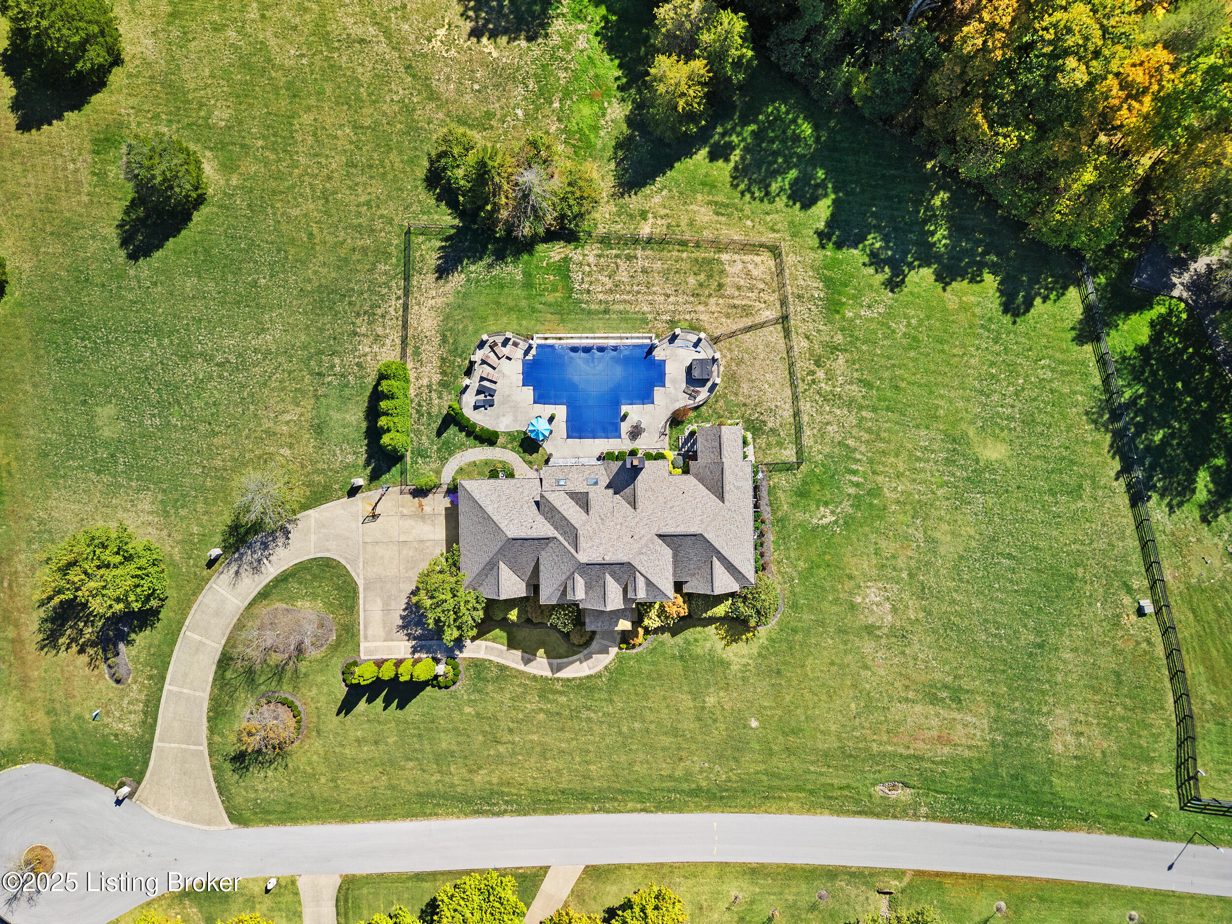 1211 Forest Trail Pl