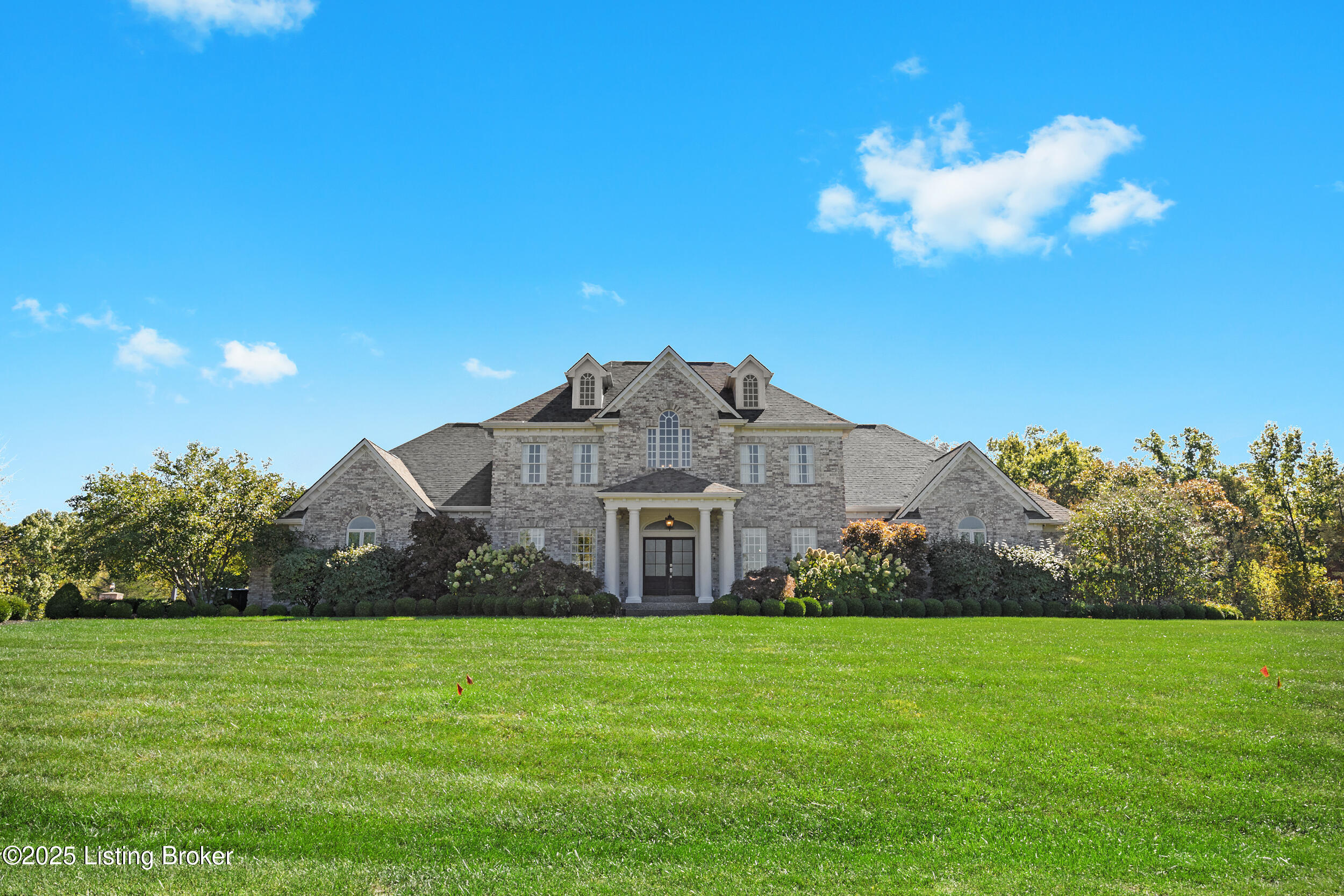 1211 Forest Trail Pl