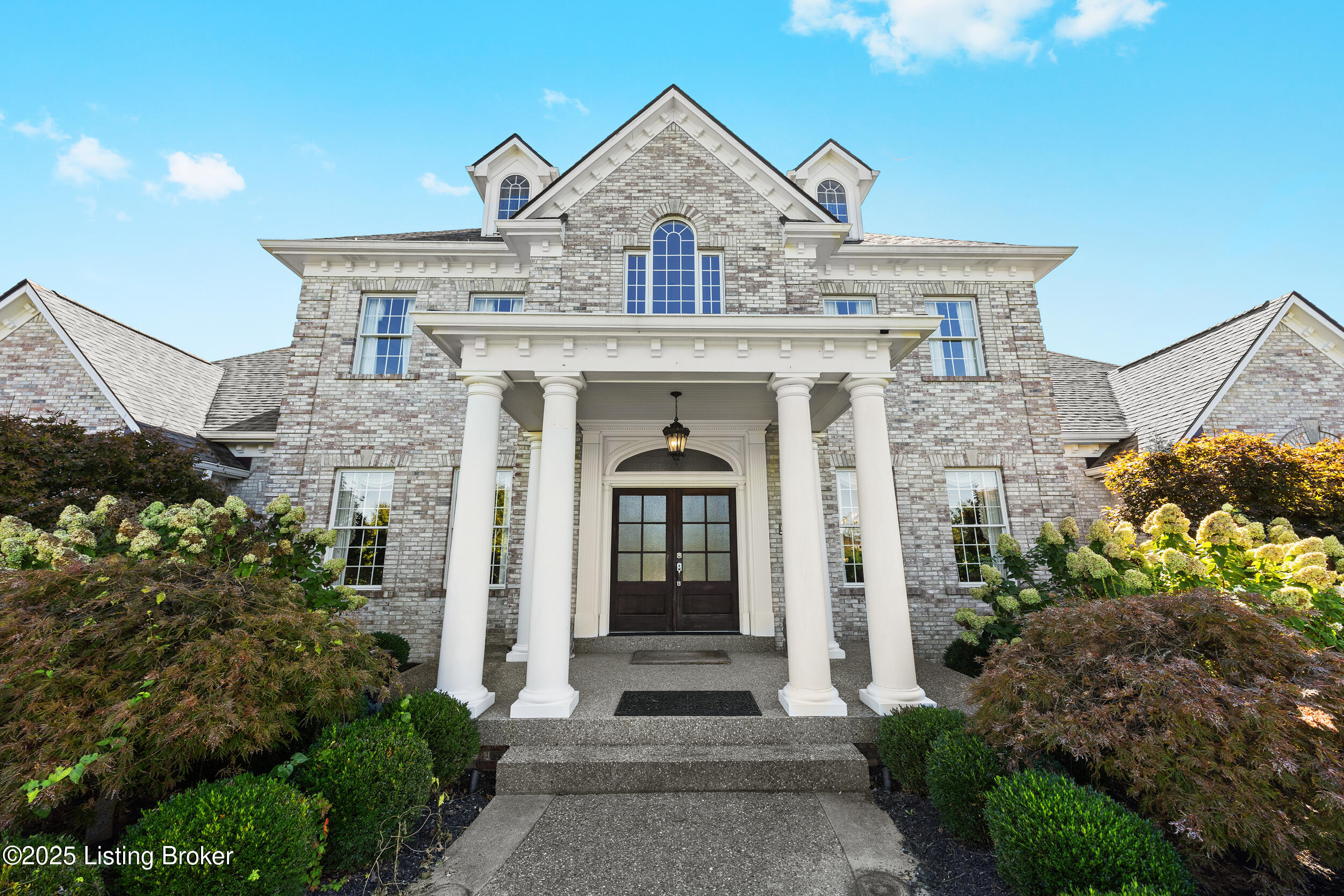 1211 Forest Trail Pl