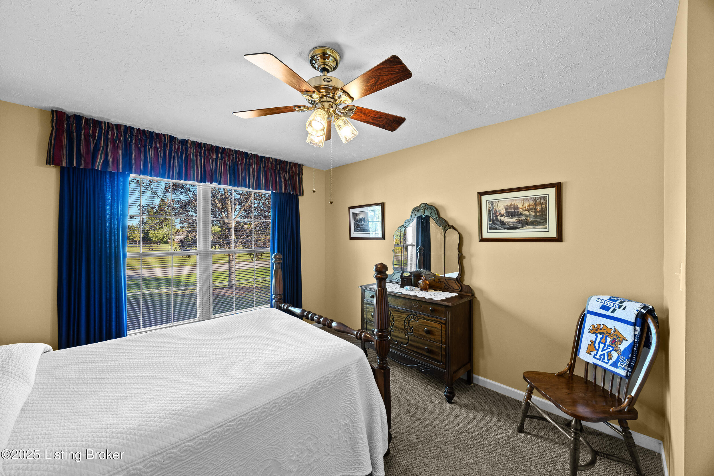 9111 Blowing Tree Rd