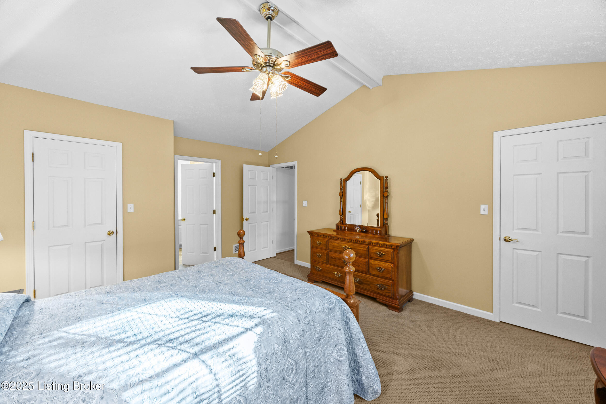 9111 Blowing Tree Rd