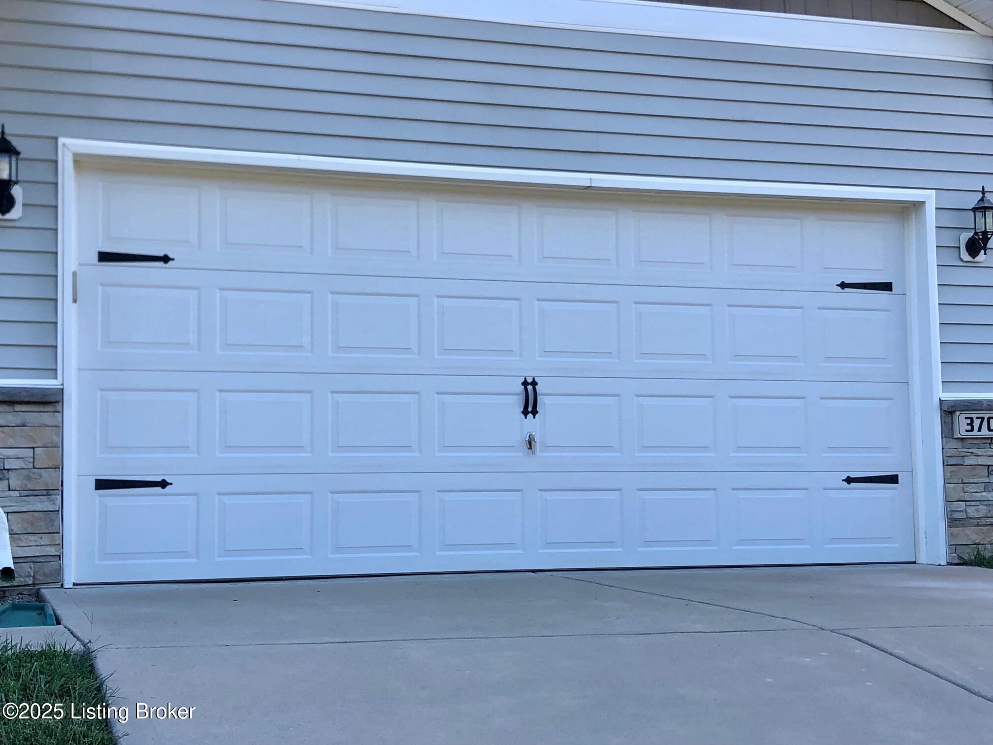 3703 Creekstone Bluff Blvd, La Grange