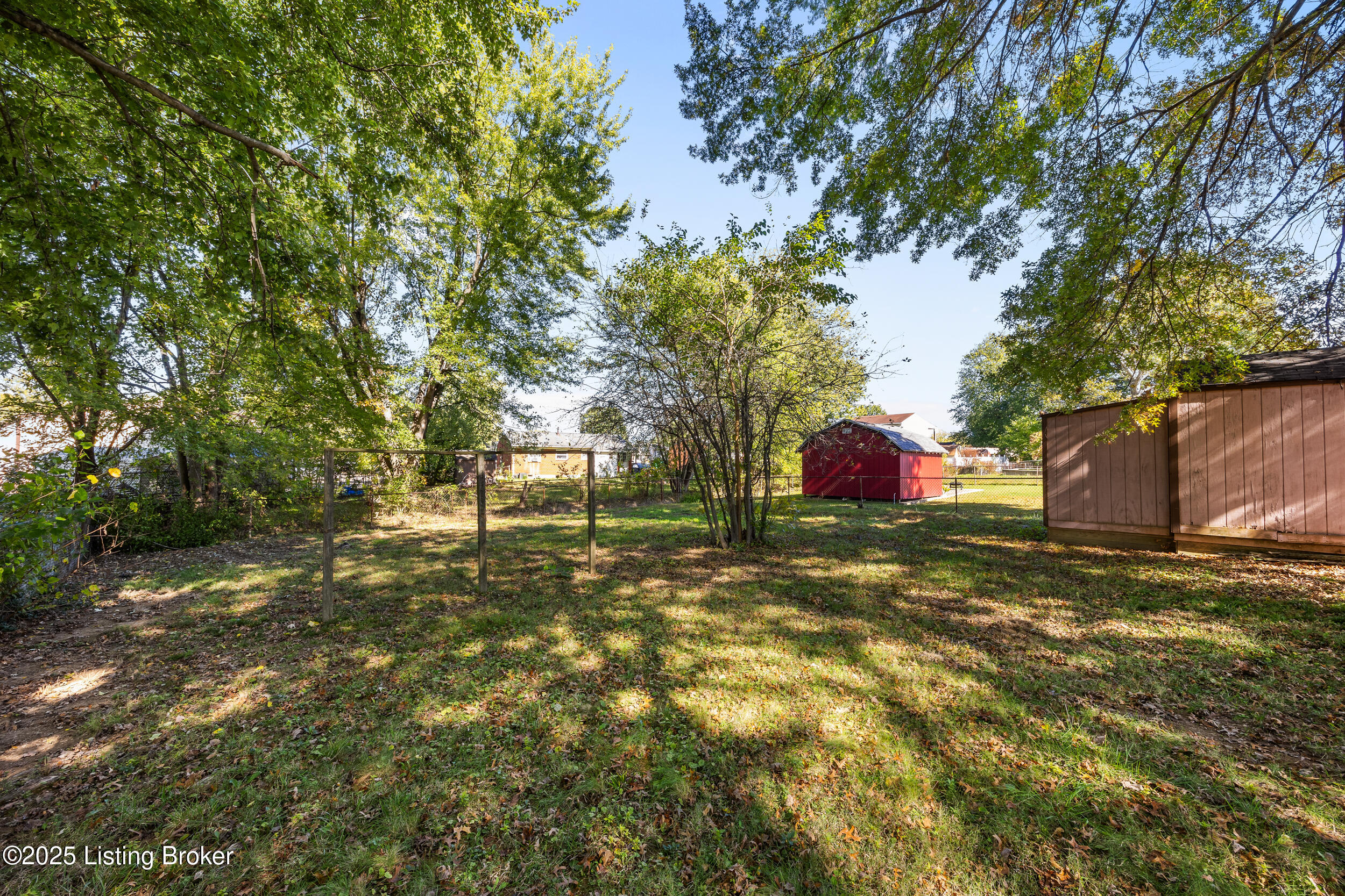 330 Norwood Way, Louisville