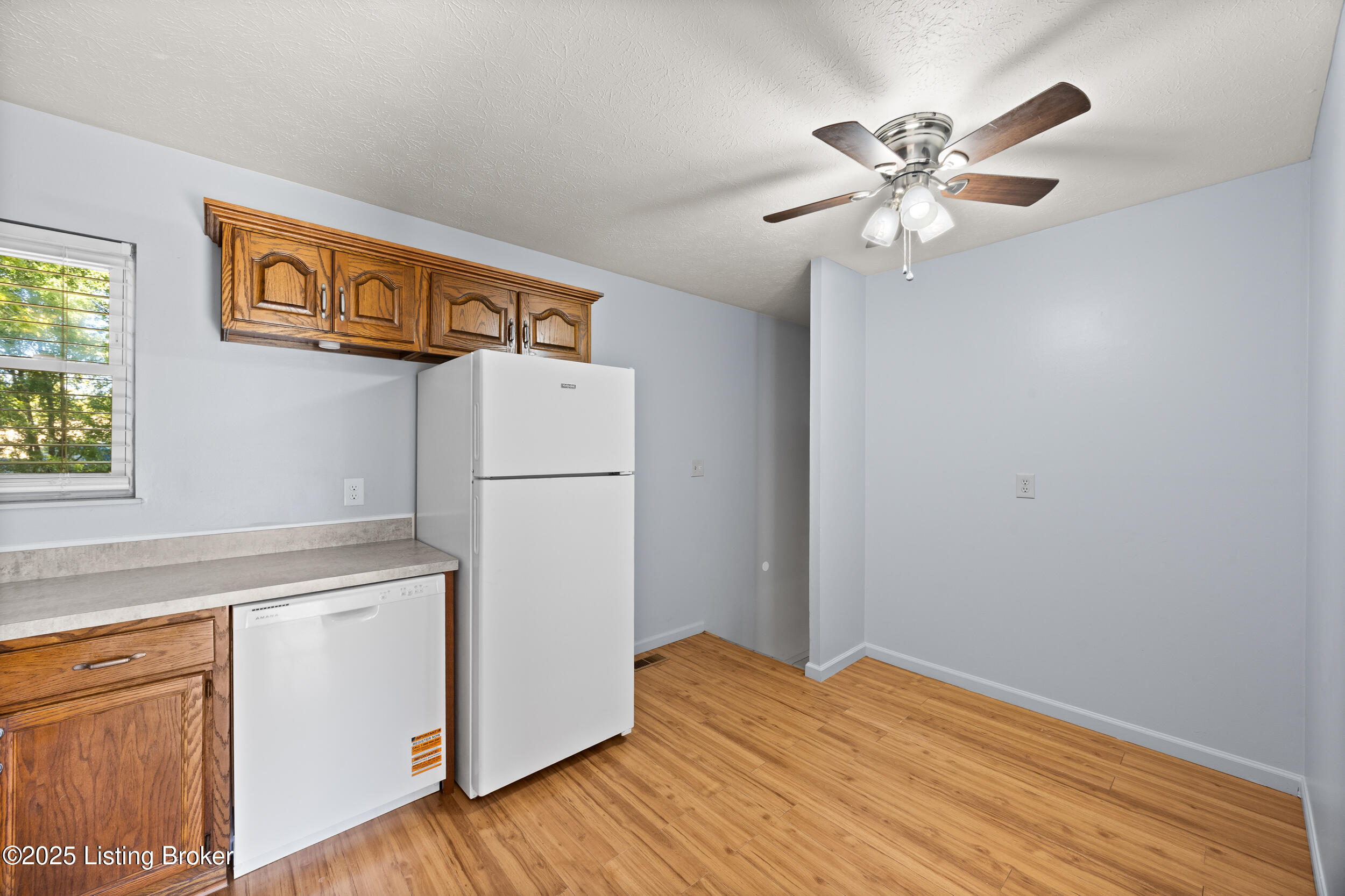 330 Norwood Way, Louisville