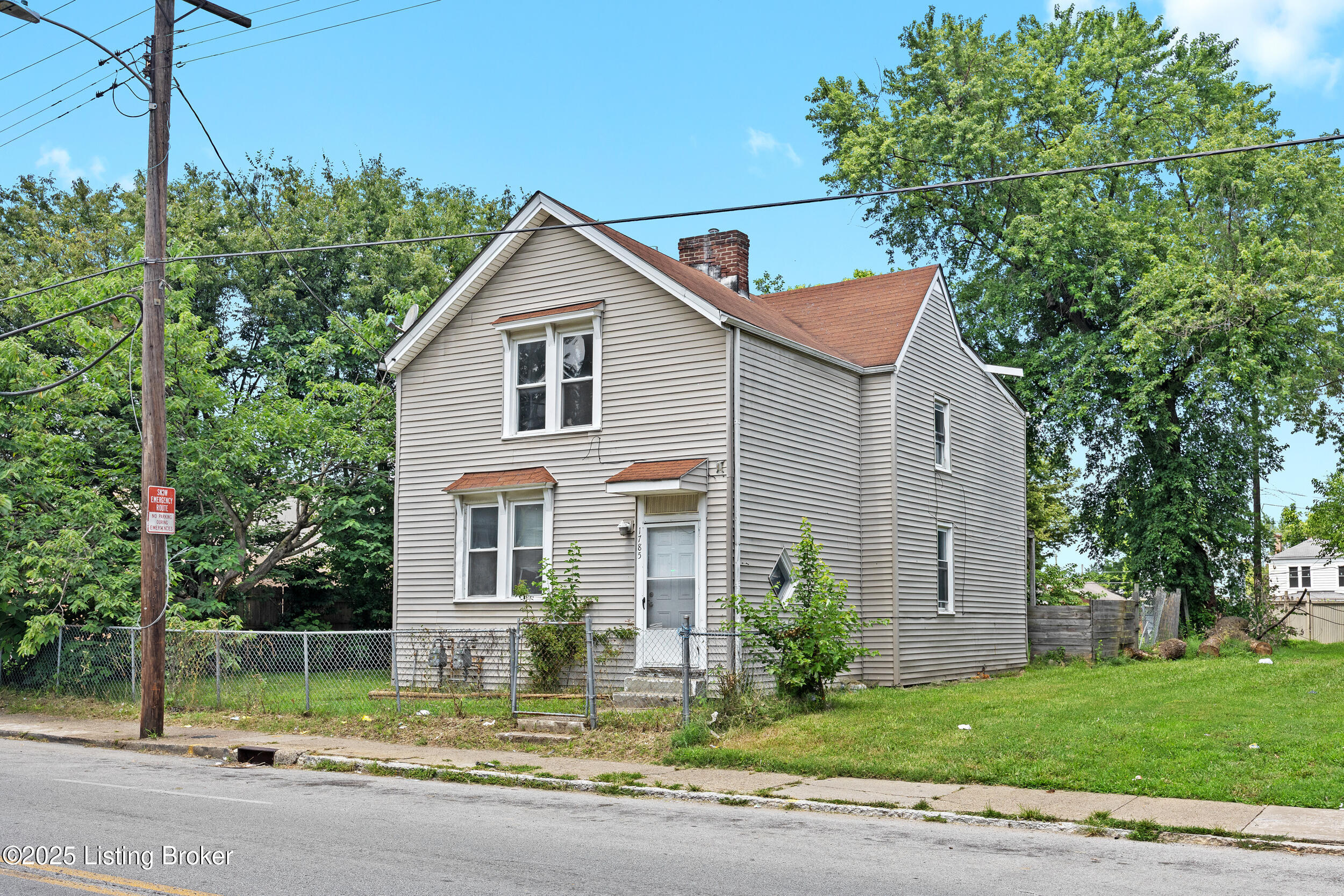 1785 W Hill St, Louisville