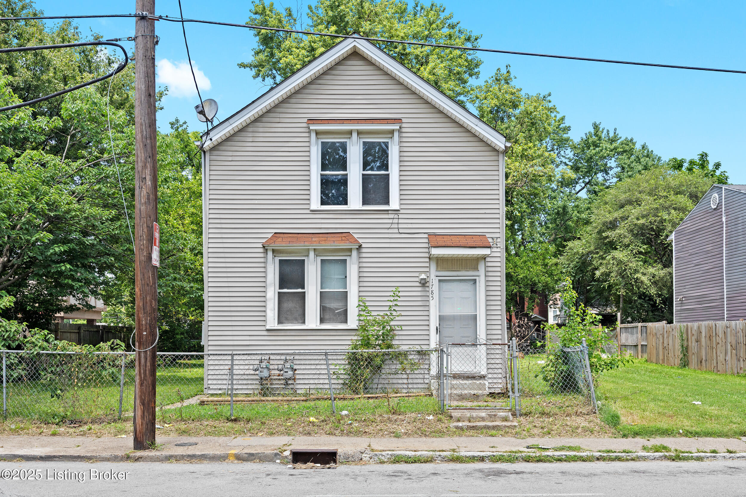 1785 W Hill St, Louisville