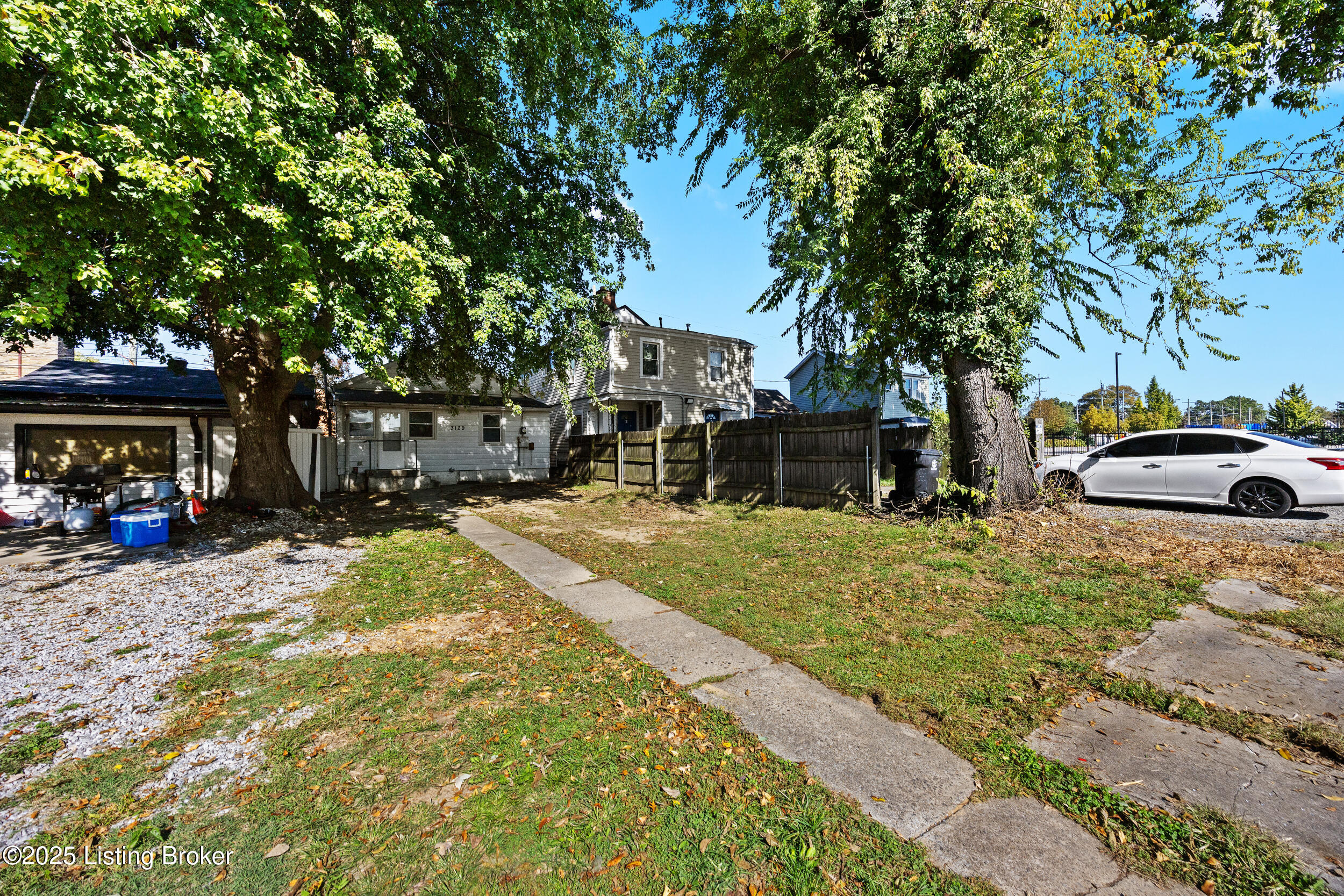 3129 Taylor Blvd, Louisville