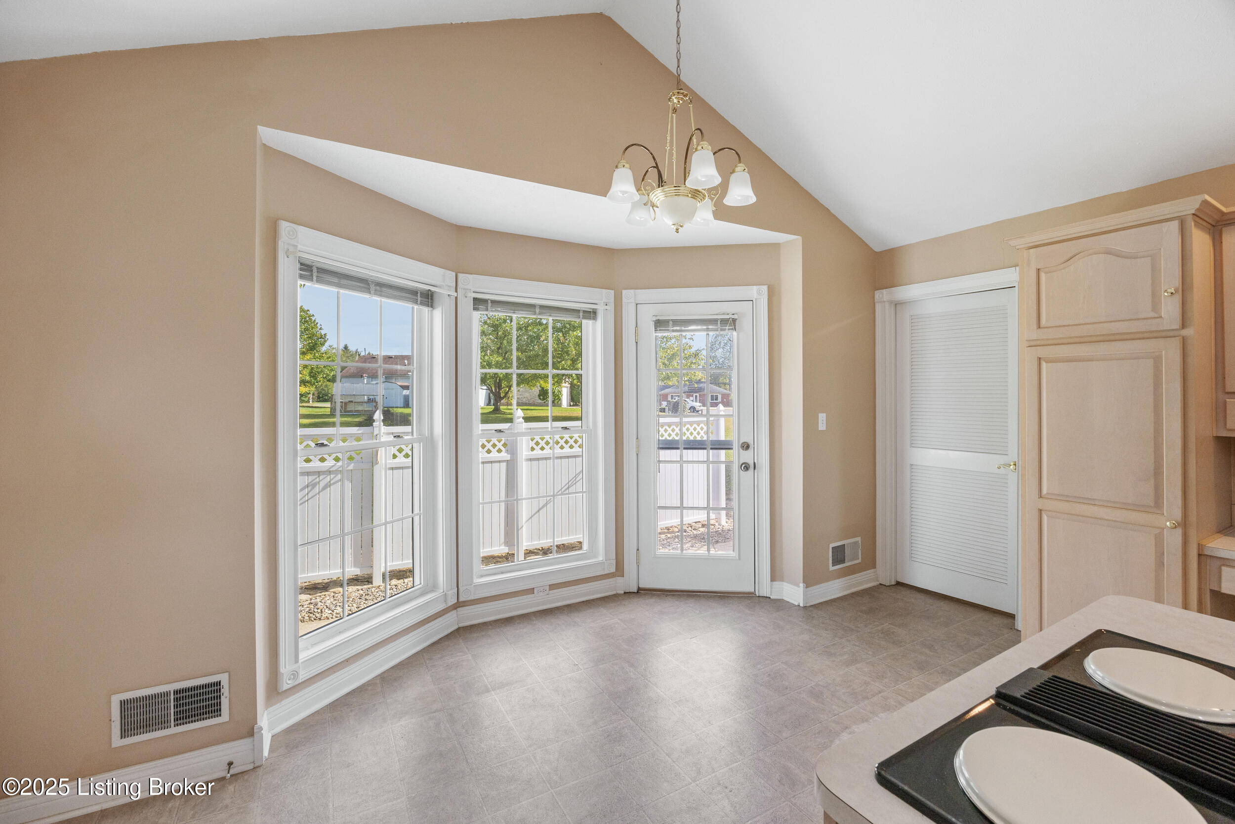 113 Taylor Ct, Mt Washington