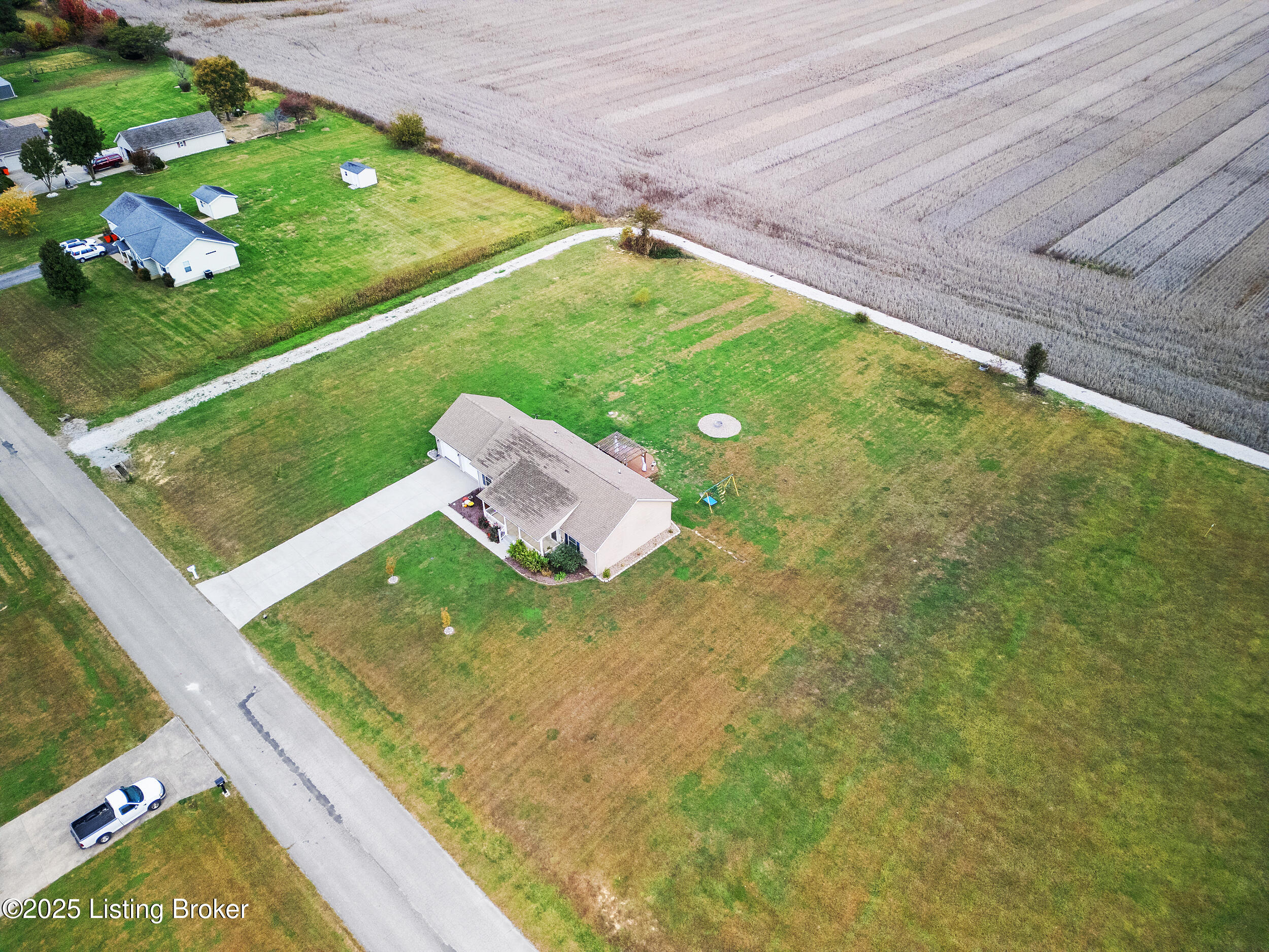 323 Oxmoor Dr, Elizabethtown