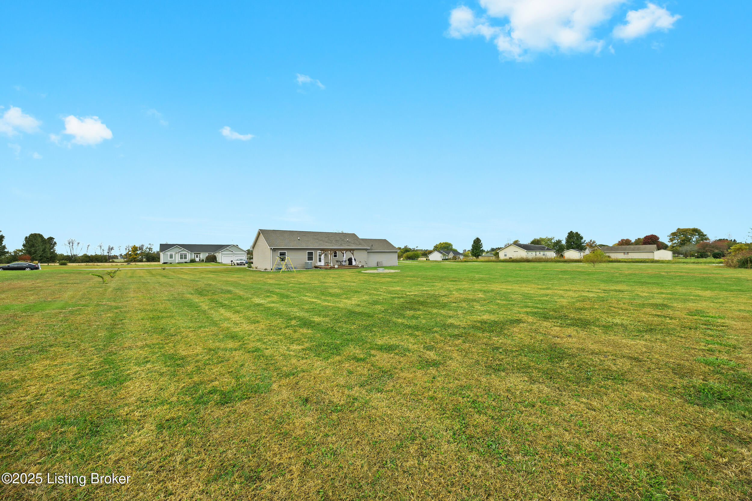 323 Oxmoor Dr, Elizabethtown