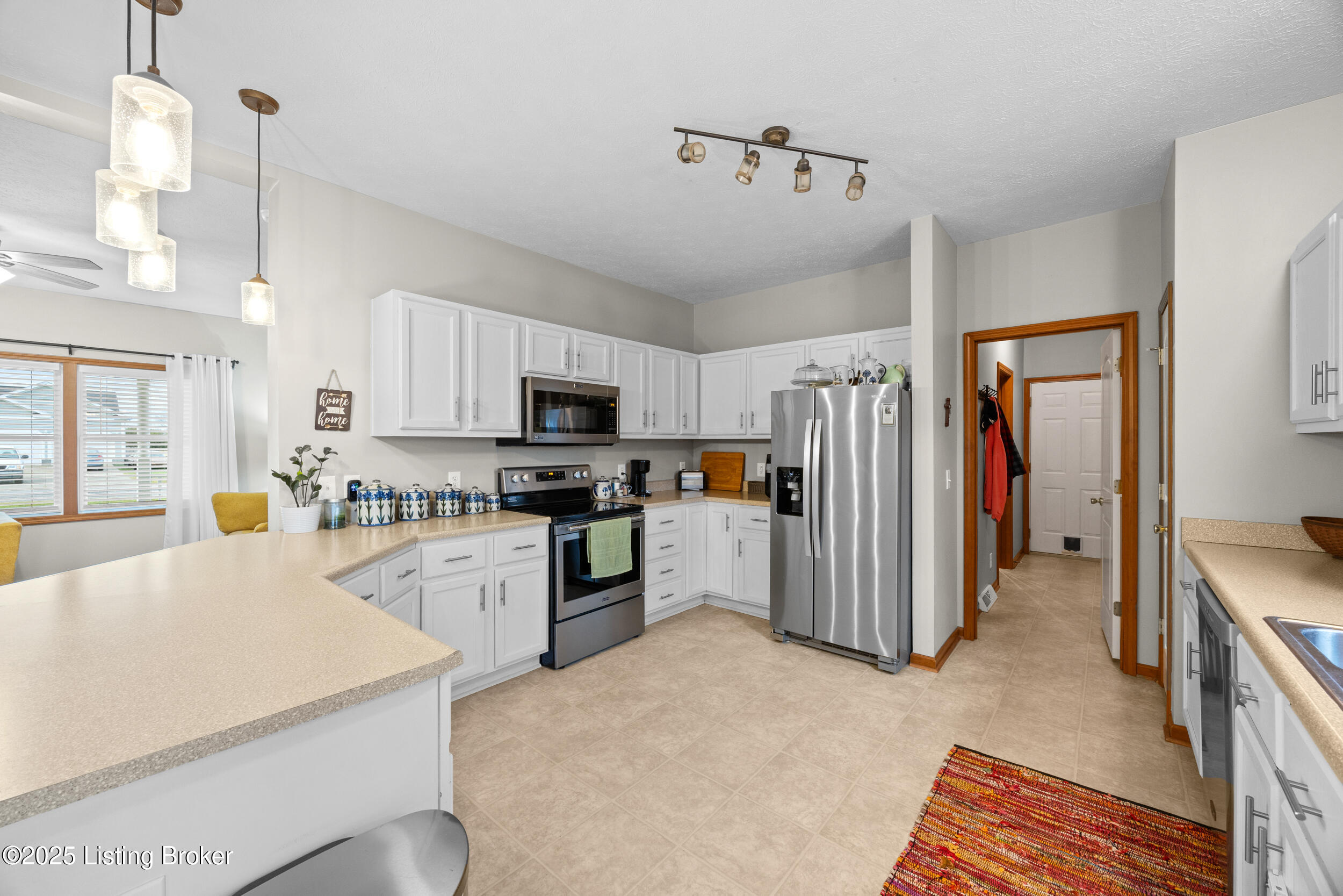 323 Oxmoor Dr, Elizabethtown