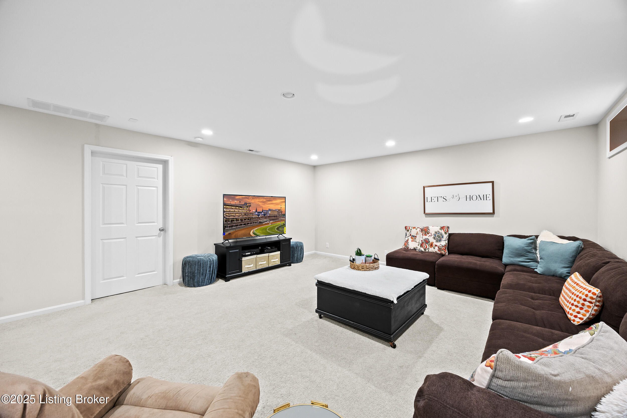 1505 Church Side Dr, Goshen