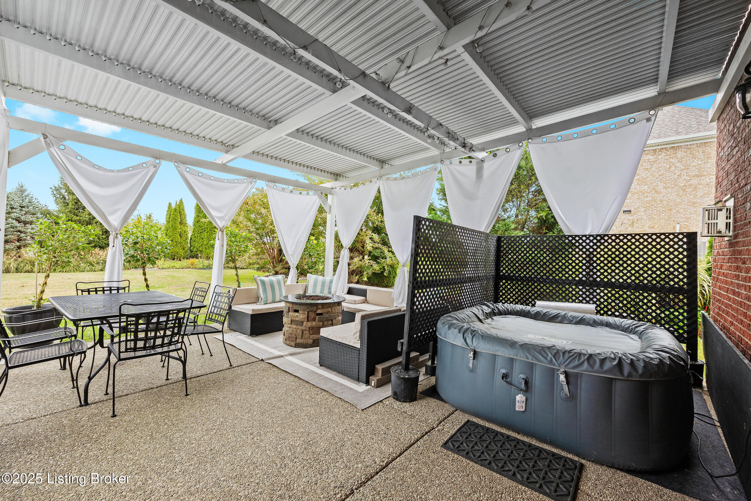 1505 Church Side Dr, Goshen