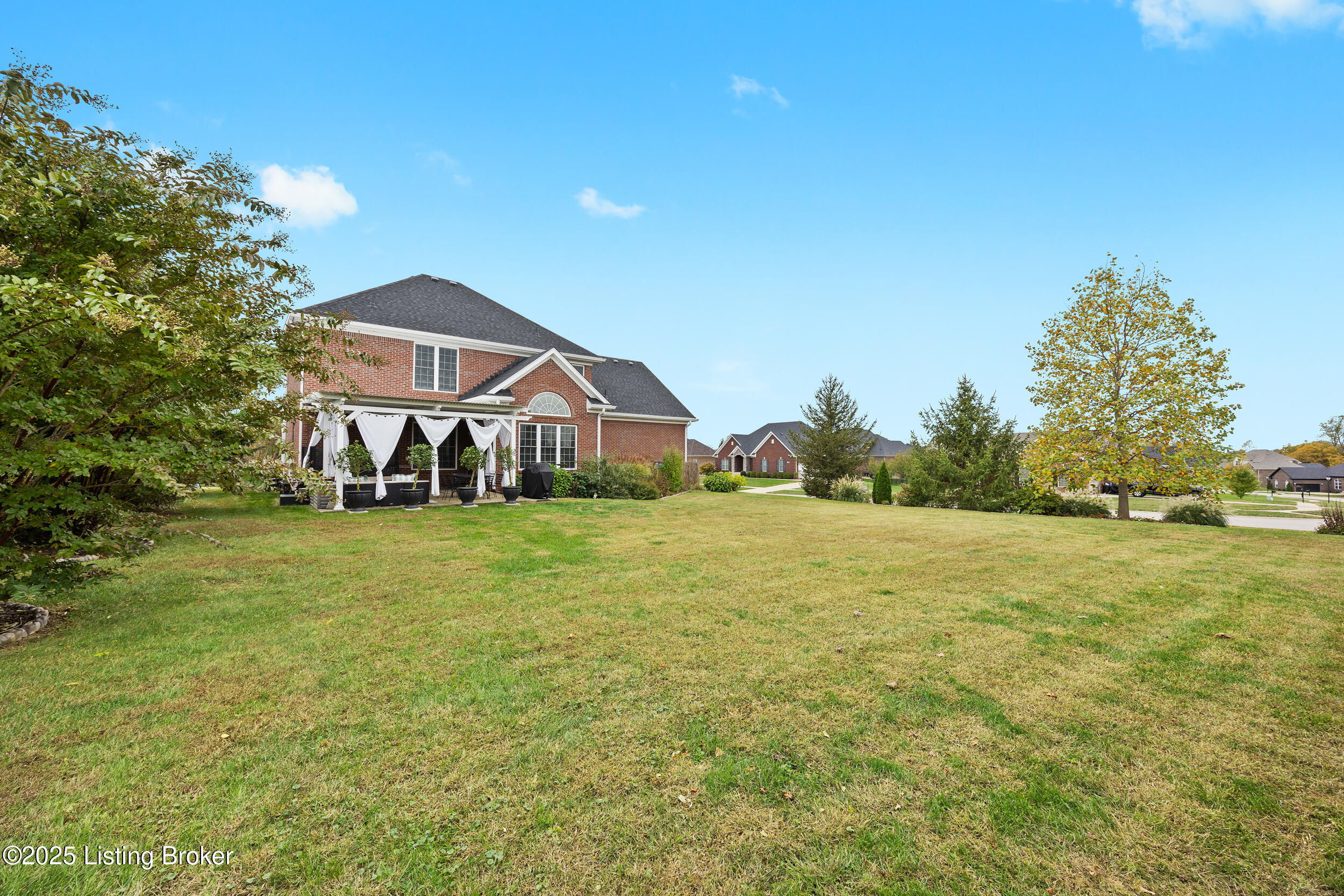 1505 Church Side Dr, Goshen