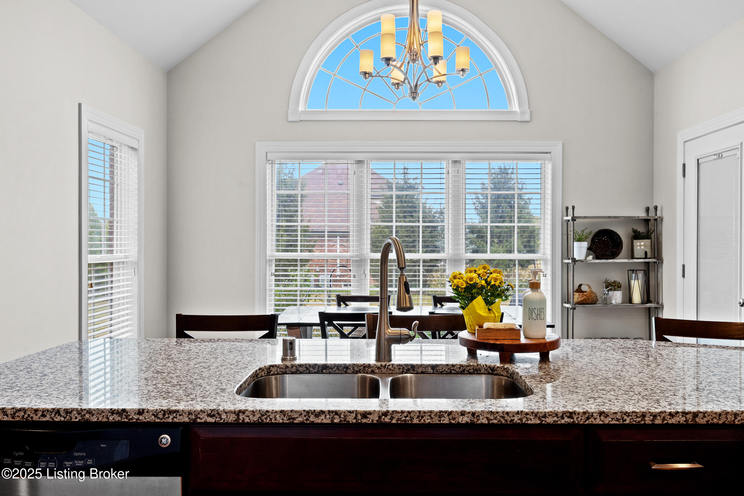 1505 Church Side Dr, Goshen