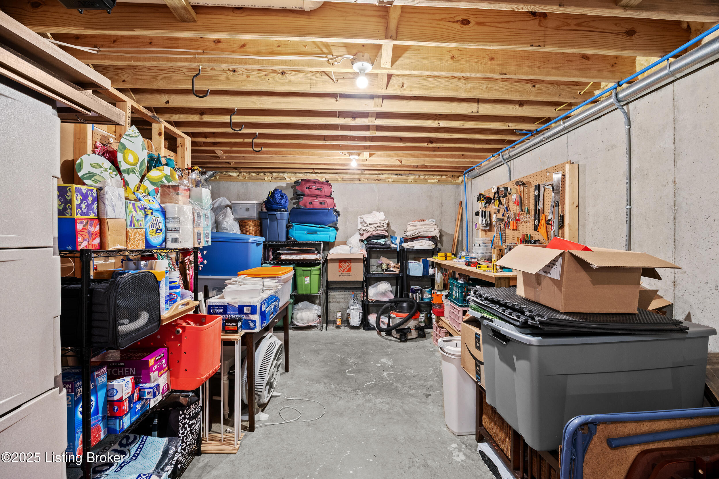 1505 Church Side Dr, Goshen