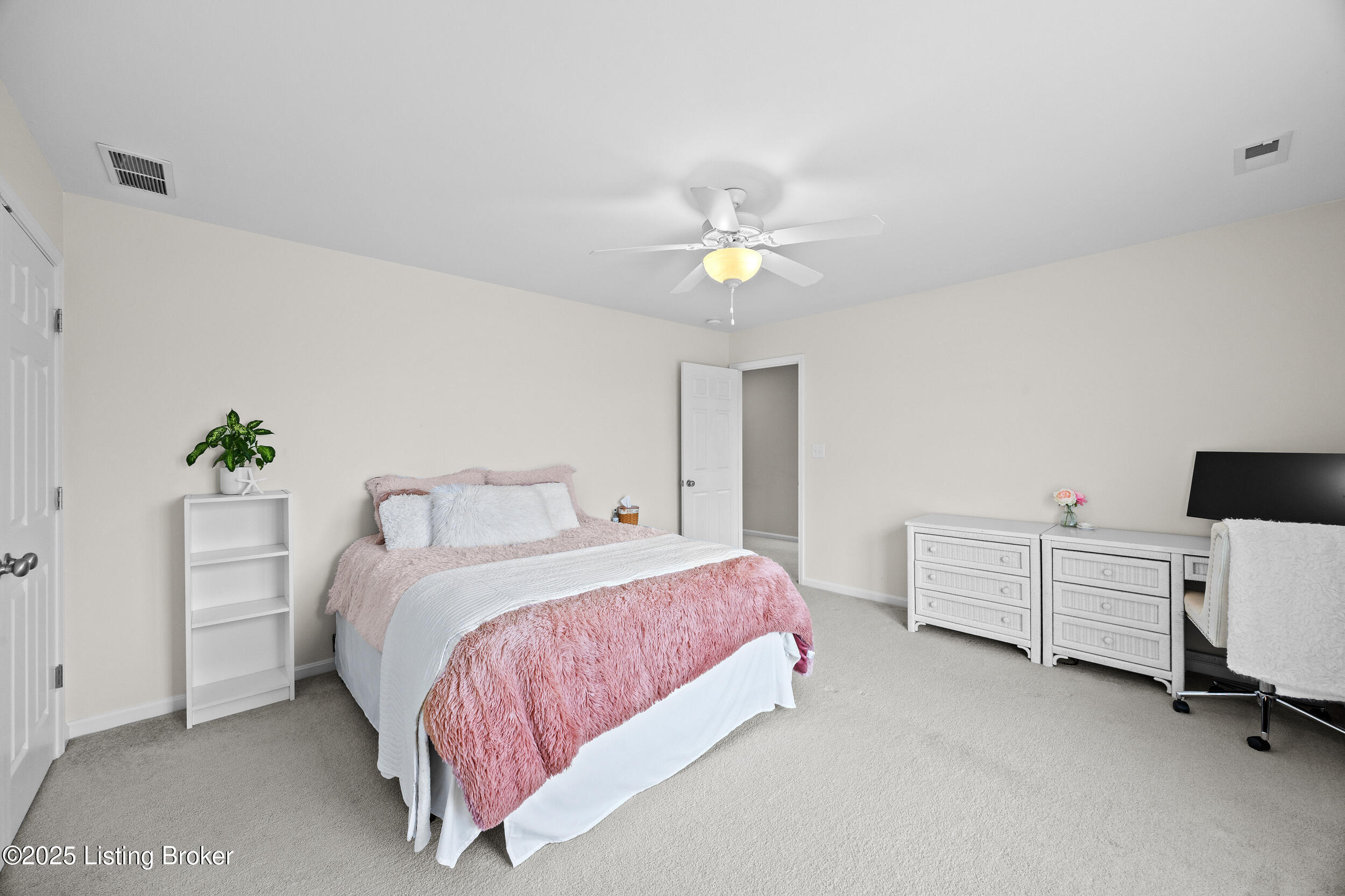 1505 Church Side Dr, Goshen