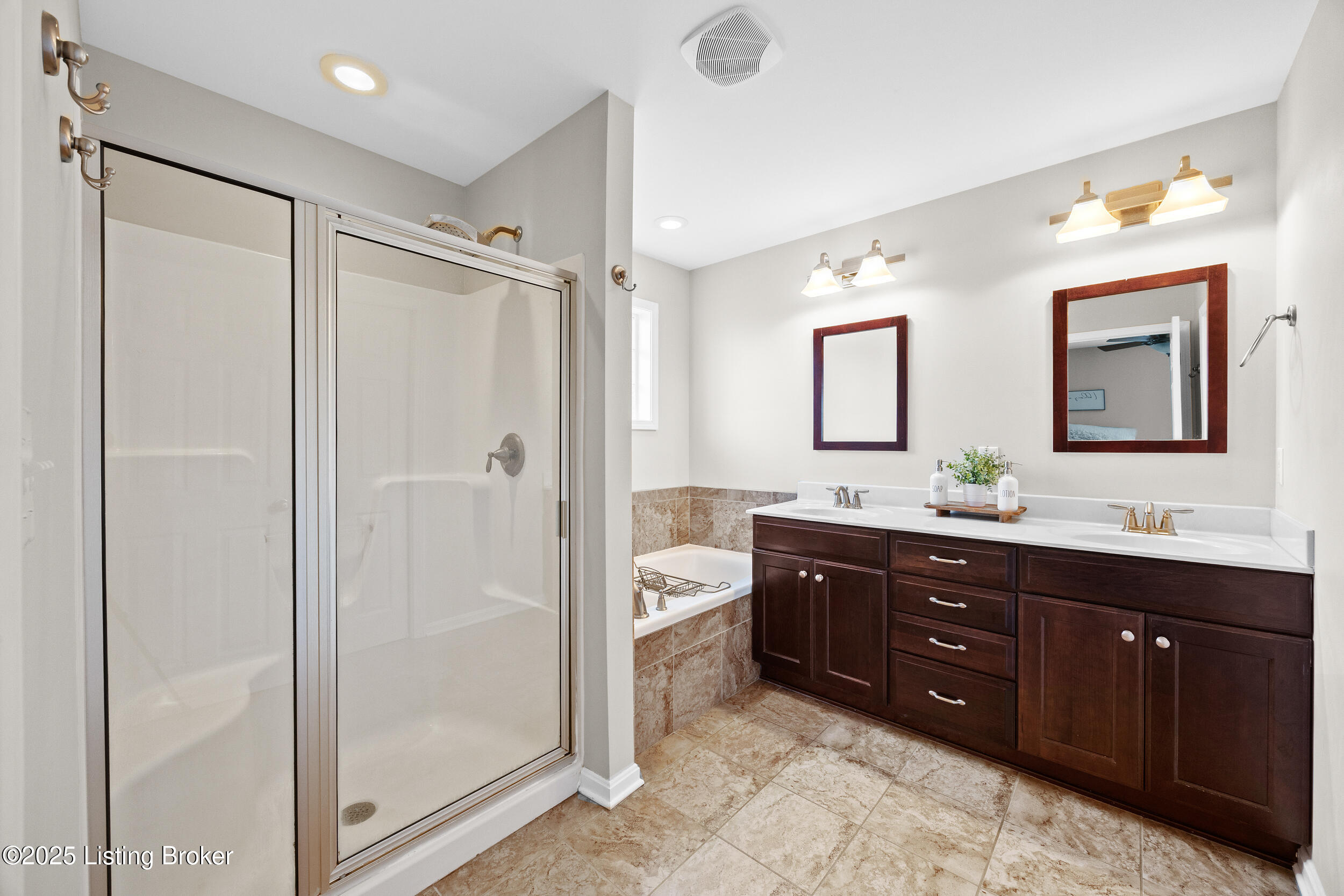 1505 Church Side Dr, Goshen