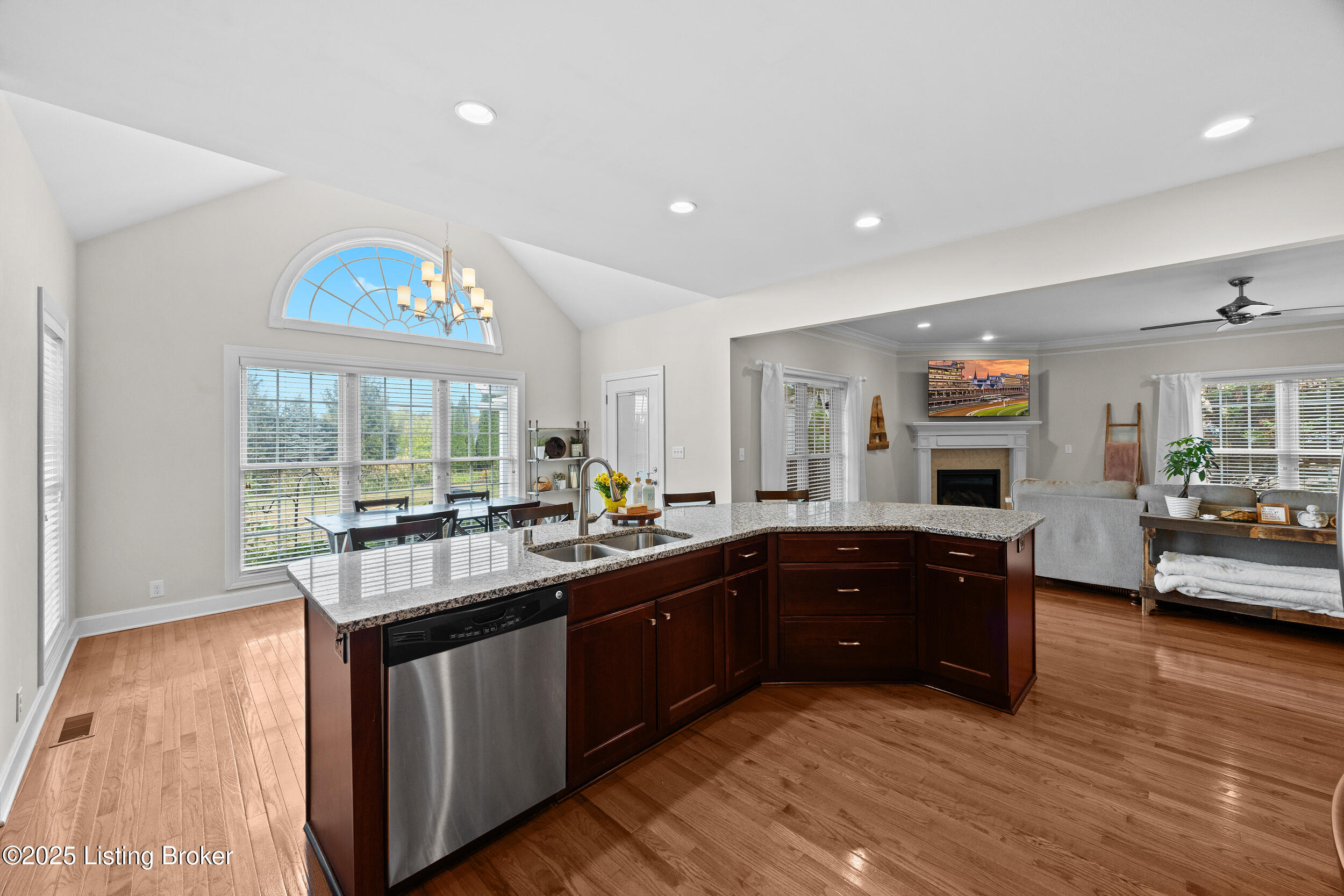 1505 Church Side Dr, Goshen