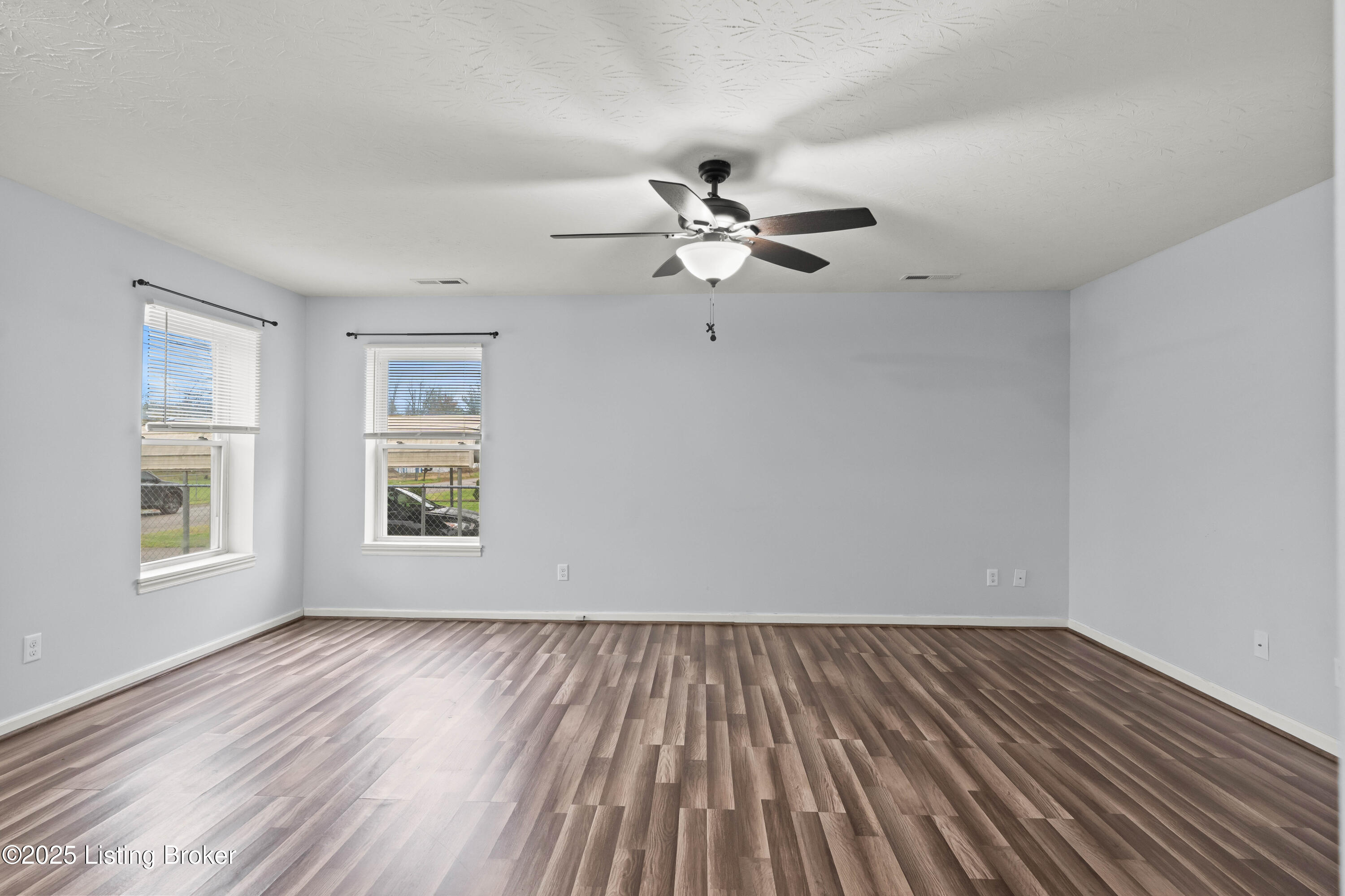 105 Cedar Ave