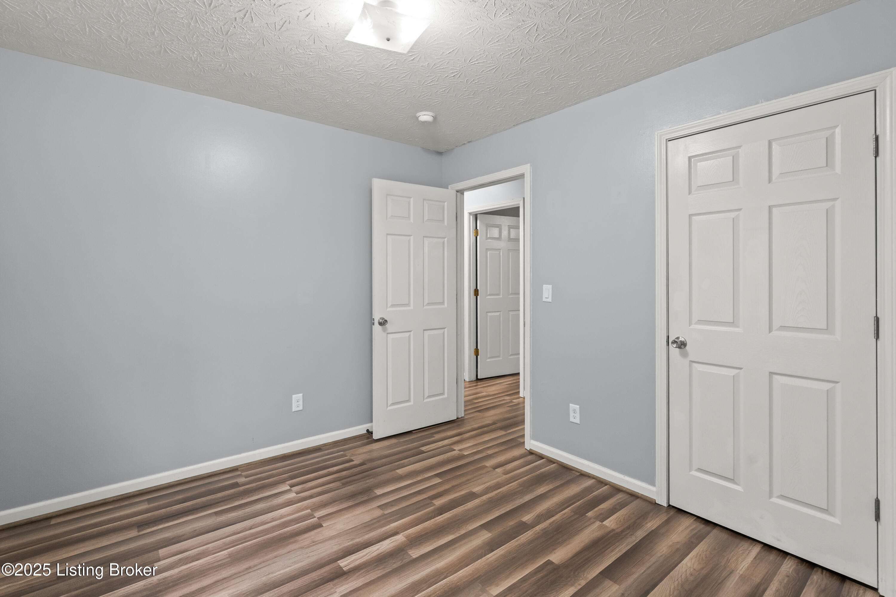 105 Cedar Ave